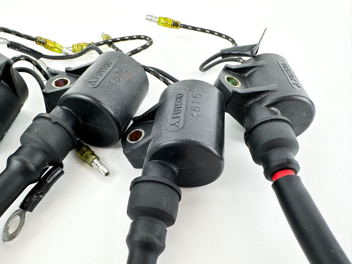 2005 Yamaha 200 HP 2 Stroke Outboard Ignition Coil Set 61A-85570-00-00 OEM