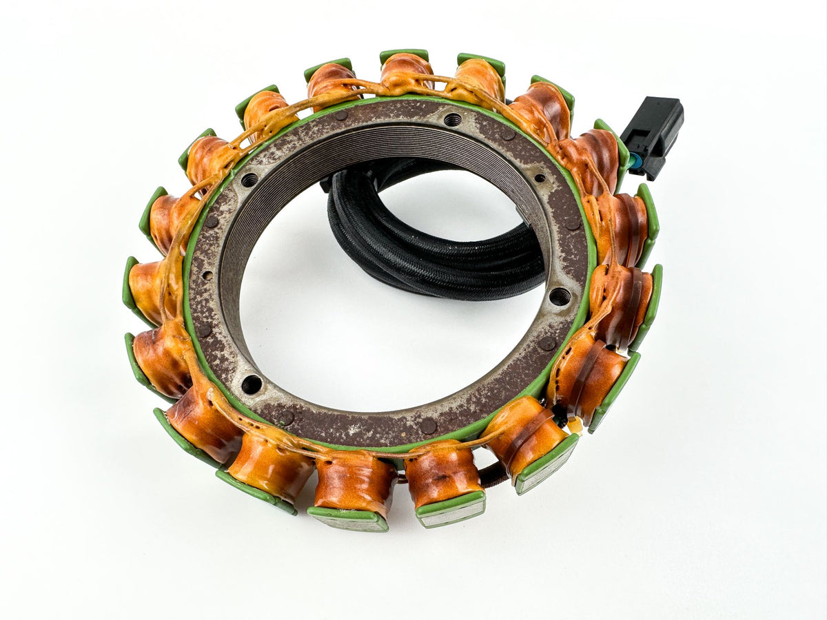 2002 Yamaha 200 HP 2 Stroke Outboard Stator Assembly 68F-81410-00-00 OEM