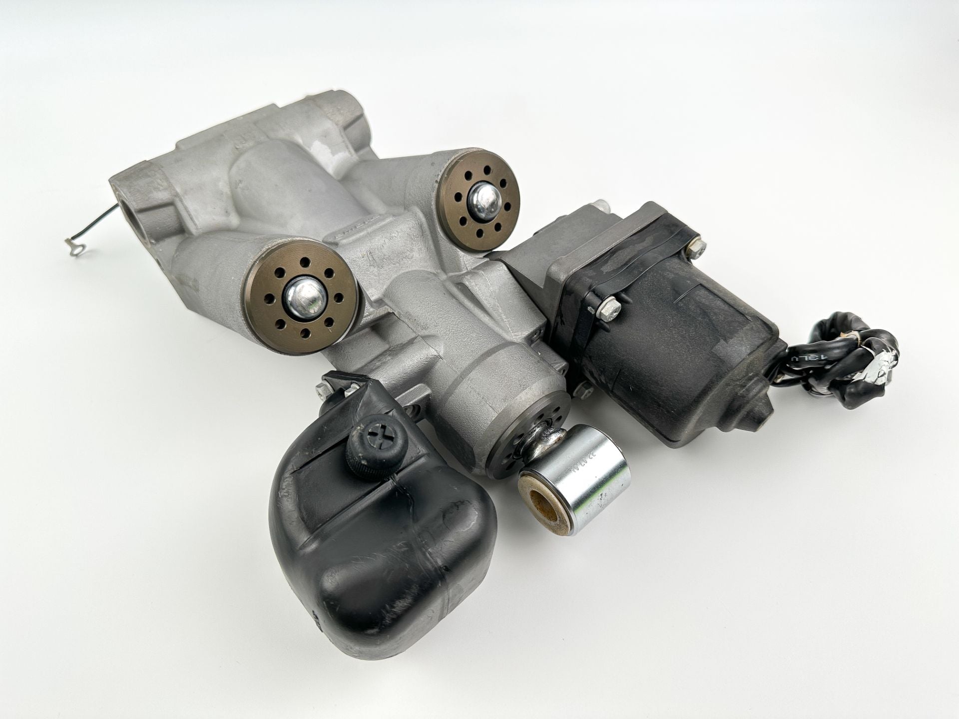 2023 Suzuki 175 HP 4 Stroke Outboard Power Trim Tilt Unit 48000-96J16 OEM