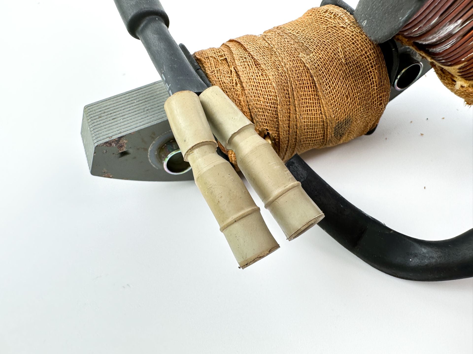 2003 Honda 50 HP 4 Stroke Outboard Charging and Flywheel Assembly 31630-ZV5-912