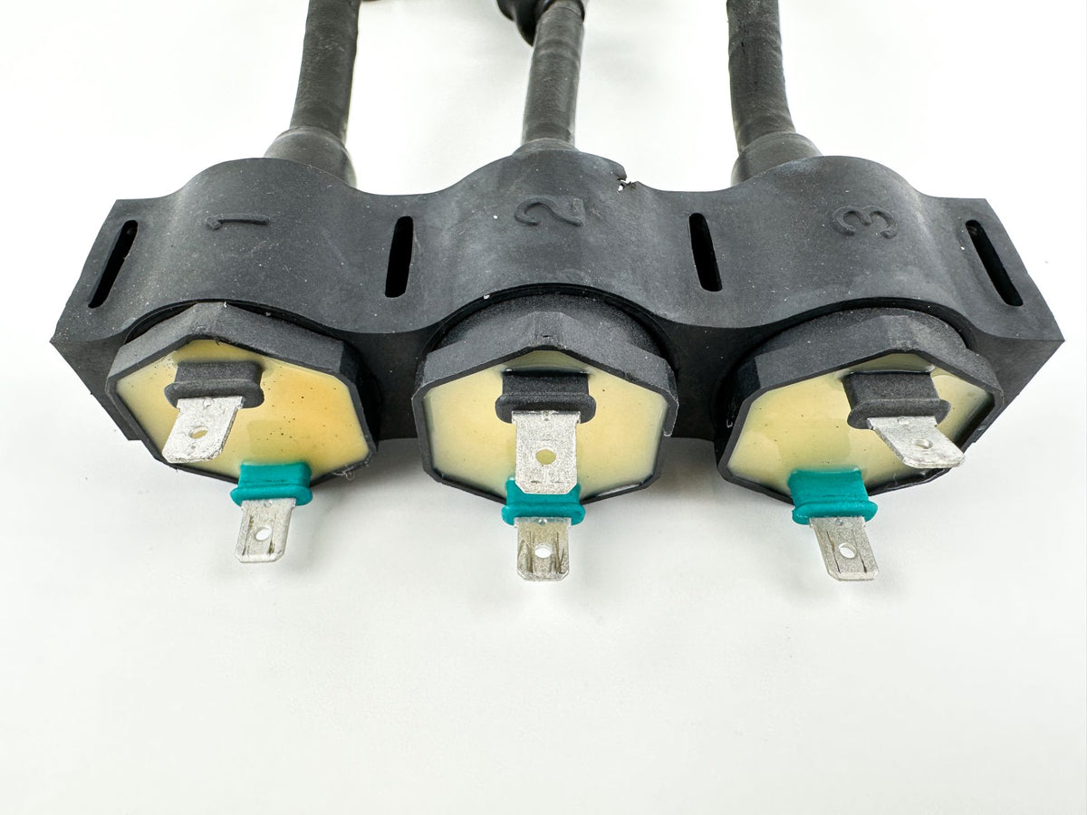 1996 Honda 50 HP 4 Stroke Outboard Ignition Coil Set 30511-ZV5-003 OEM