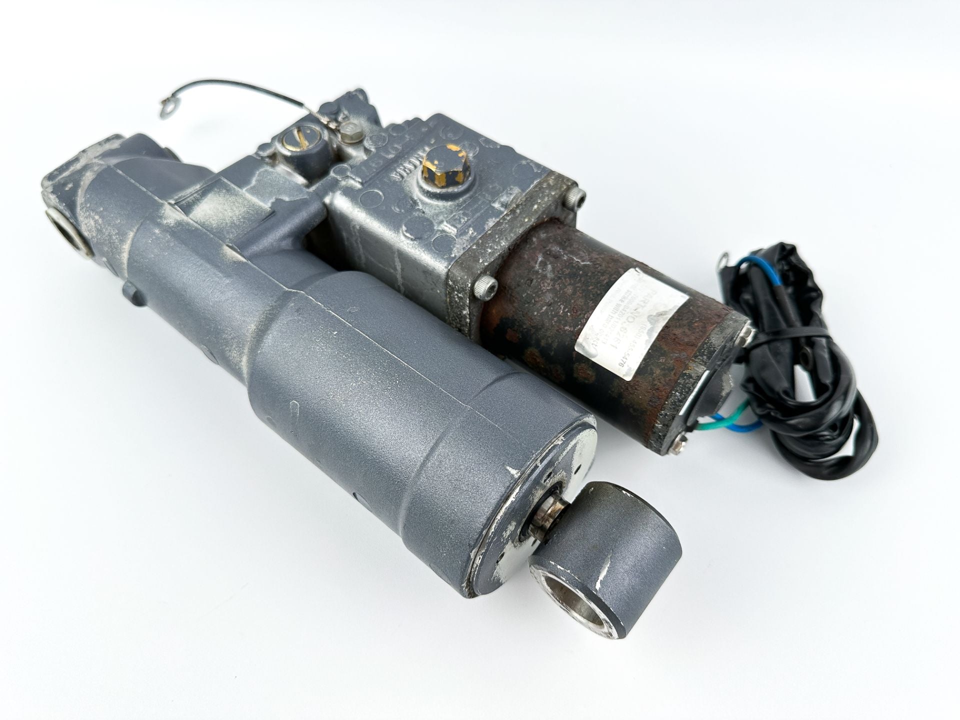 Yamaha 75 80 90 100 HP Outboard Power Trim & Tilt Unit Assembly 67F-43800-01-4D