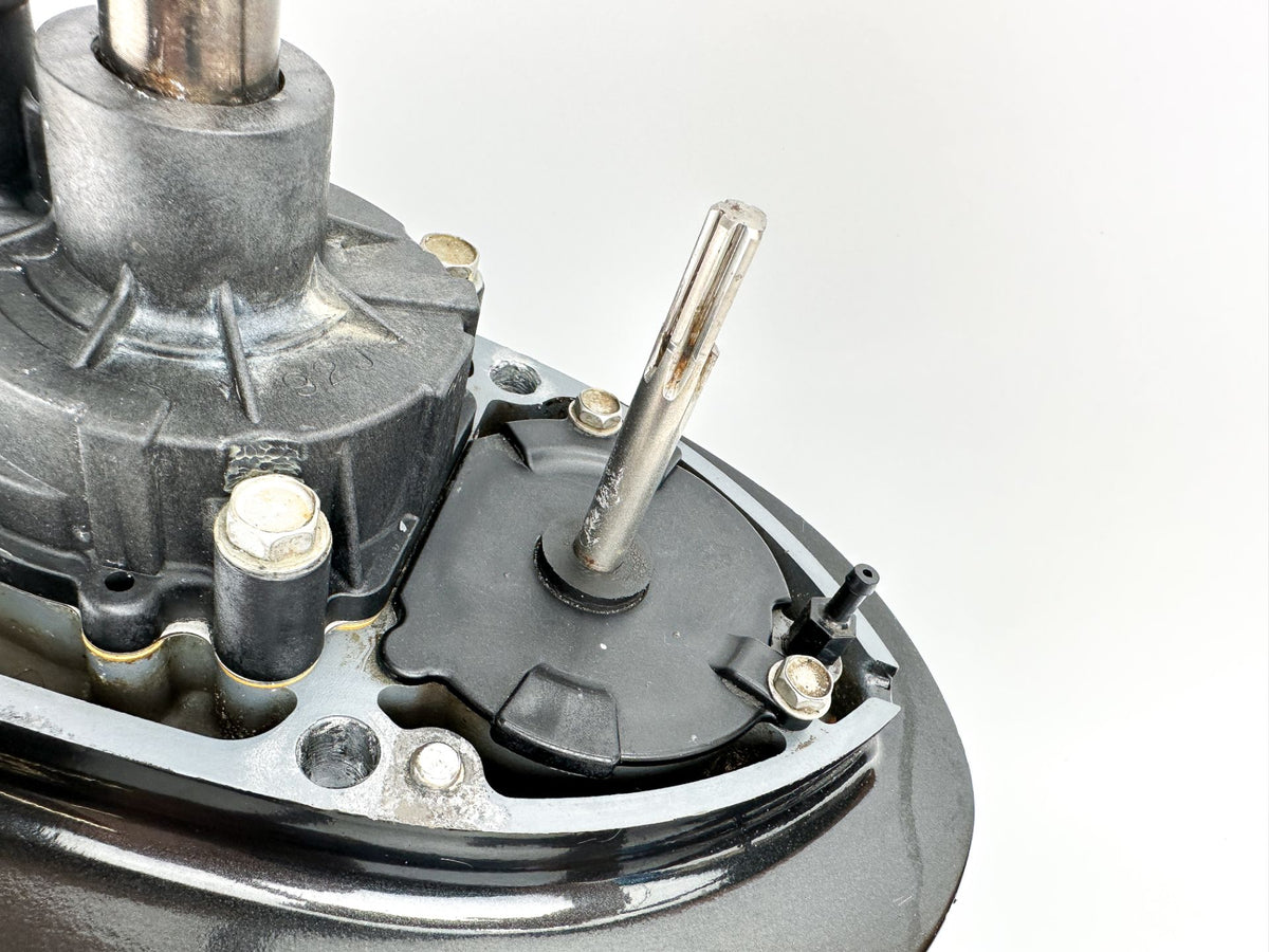 2001-18 Suzuki 115 140 HP 4 Stroke Outboard 25" XL Lower Unit Gear Case