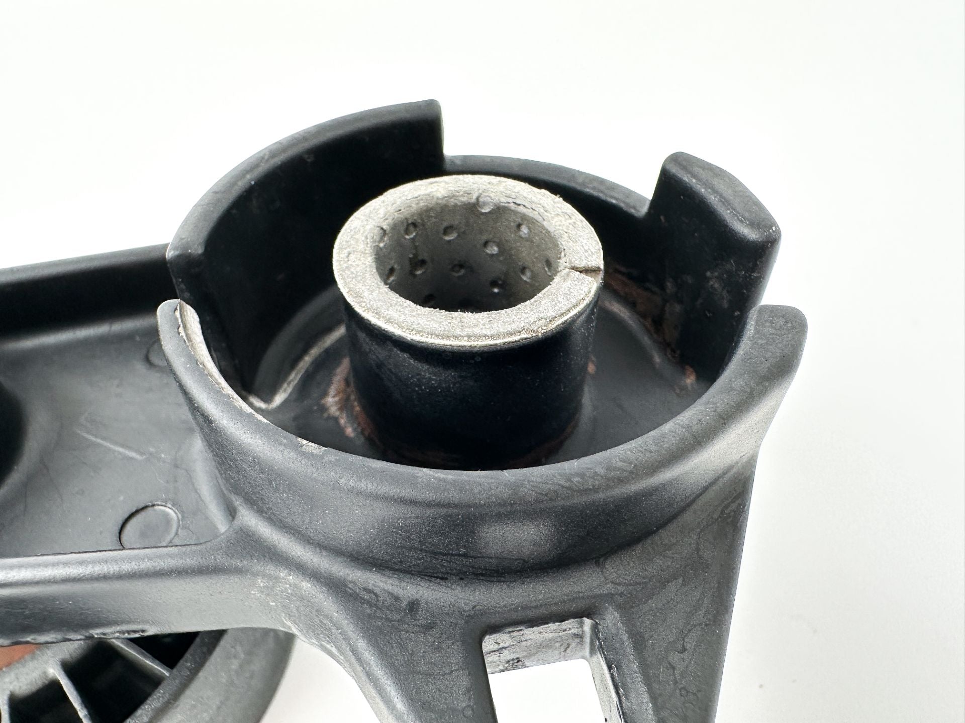 2014 Mercury 250 HP 2 Stroke Outboard Belt Tensioner 856815T2 OEM