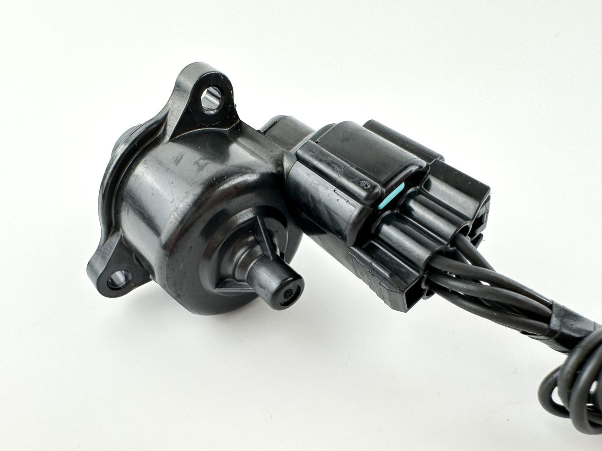 2002 Yamaha 115 HP 4 Stroke Outboard Idle Speed Control Valve ISC IAC 68V-1312A-00-00 OEM
