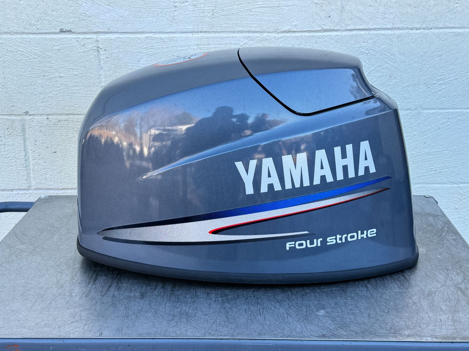 Yamaha 40HP 4 Stroke Outboard Engine Top Cover Cowling Hood