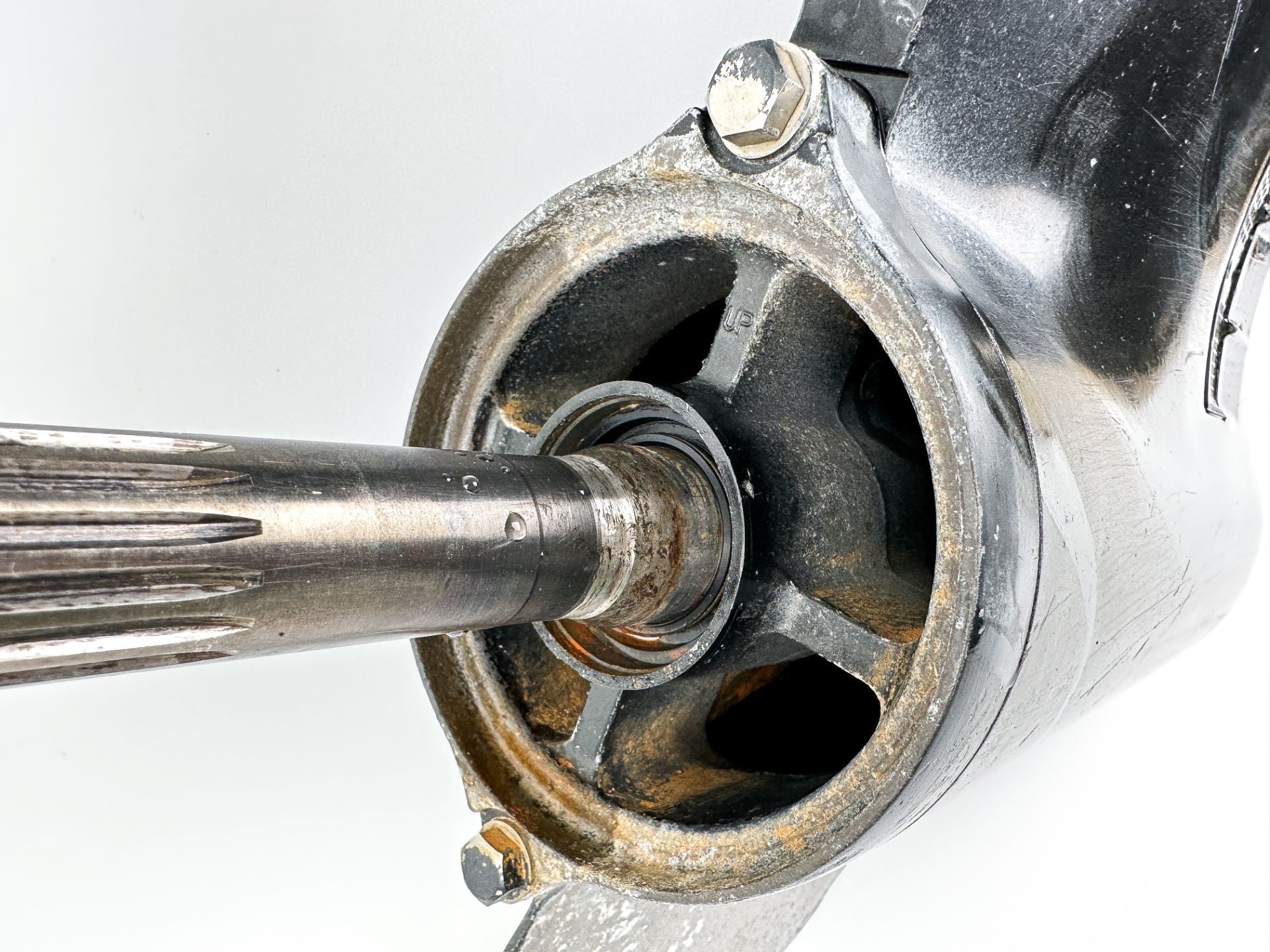 2016 Suzuki 175 HP 4 Stroke Outboard Lower Unit Gear Case 50040-96838-0EP OEM