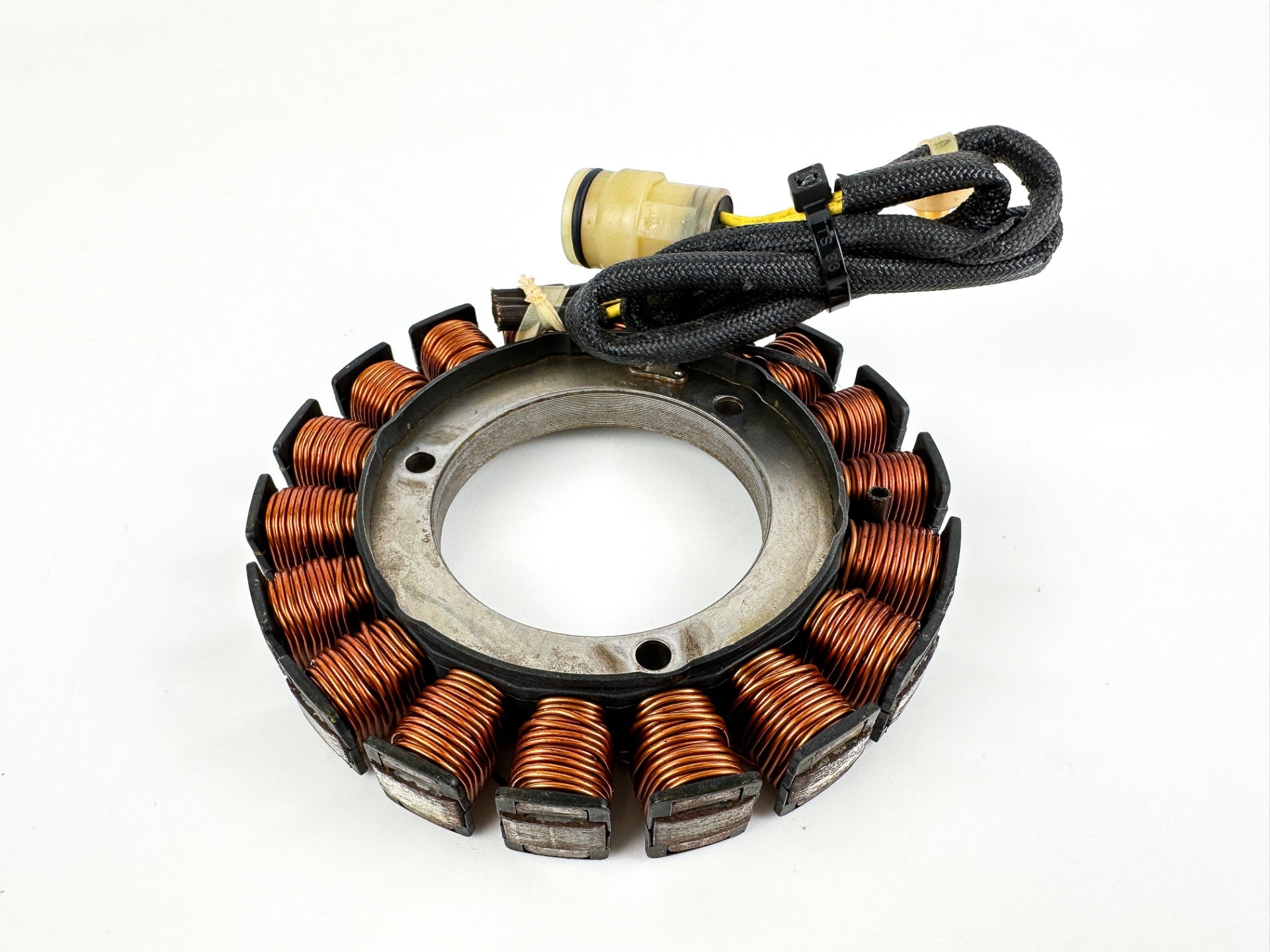 2012 Honda 50 HP 4 Stroke Outboard Stator Assembly 31632-ZZ5-003 OEM