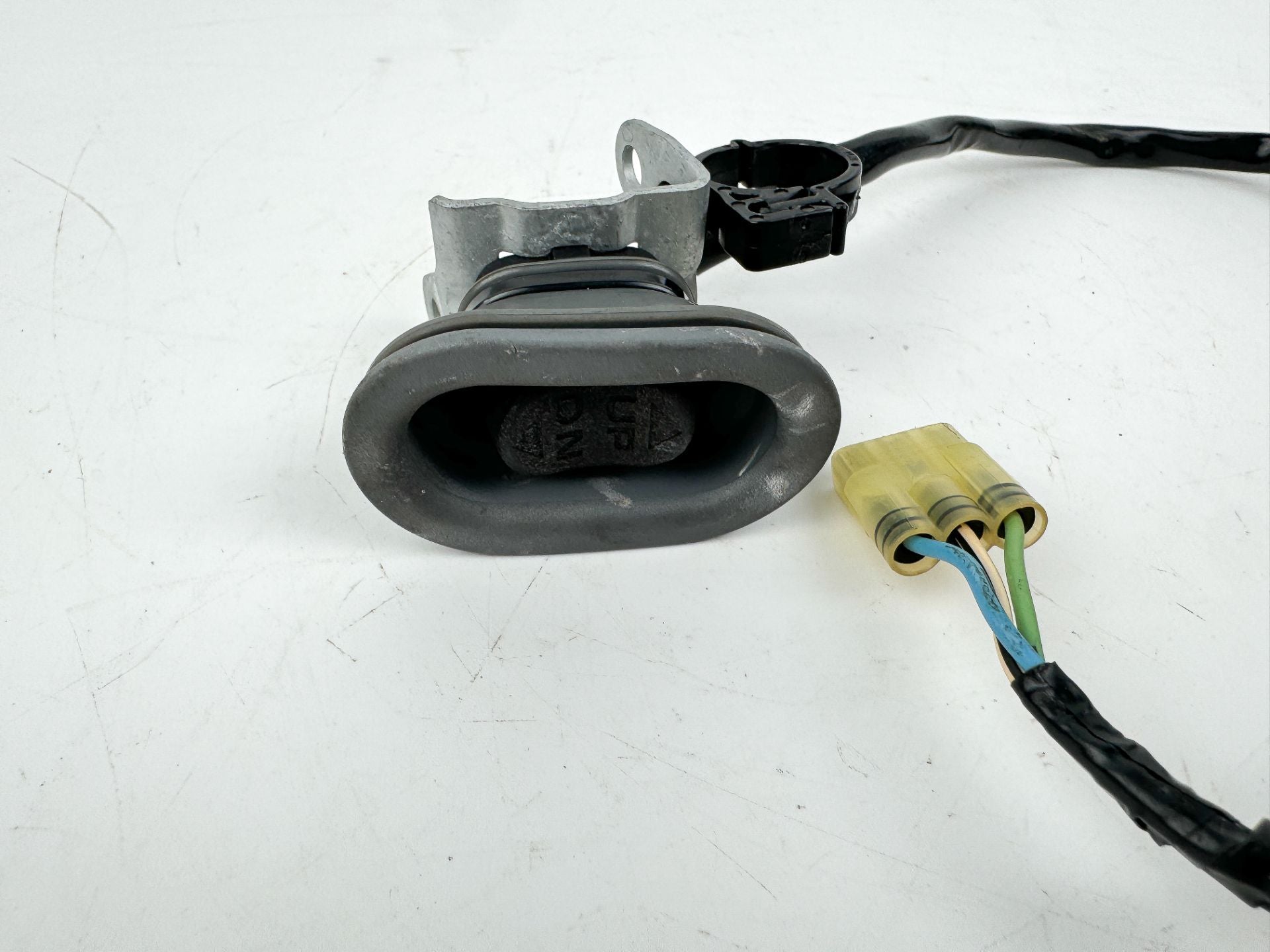 2000 Honda 75 HP 4 Stroke Outboard Trim Switch 35640-ZW1-023 OEM