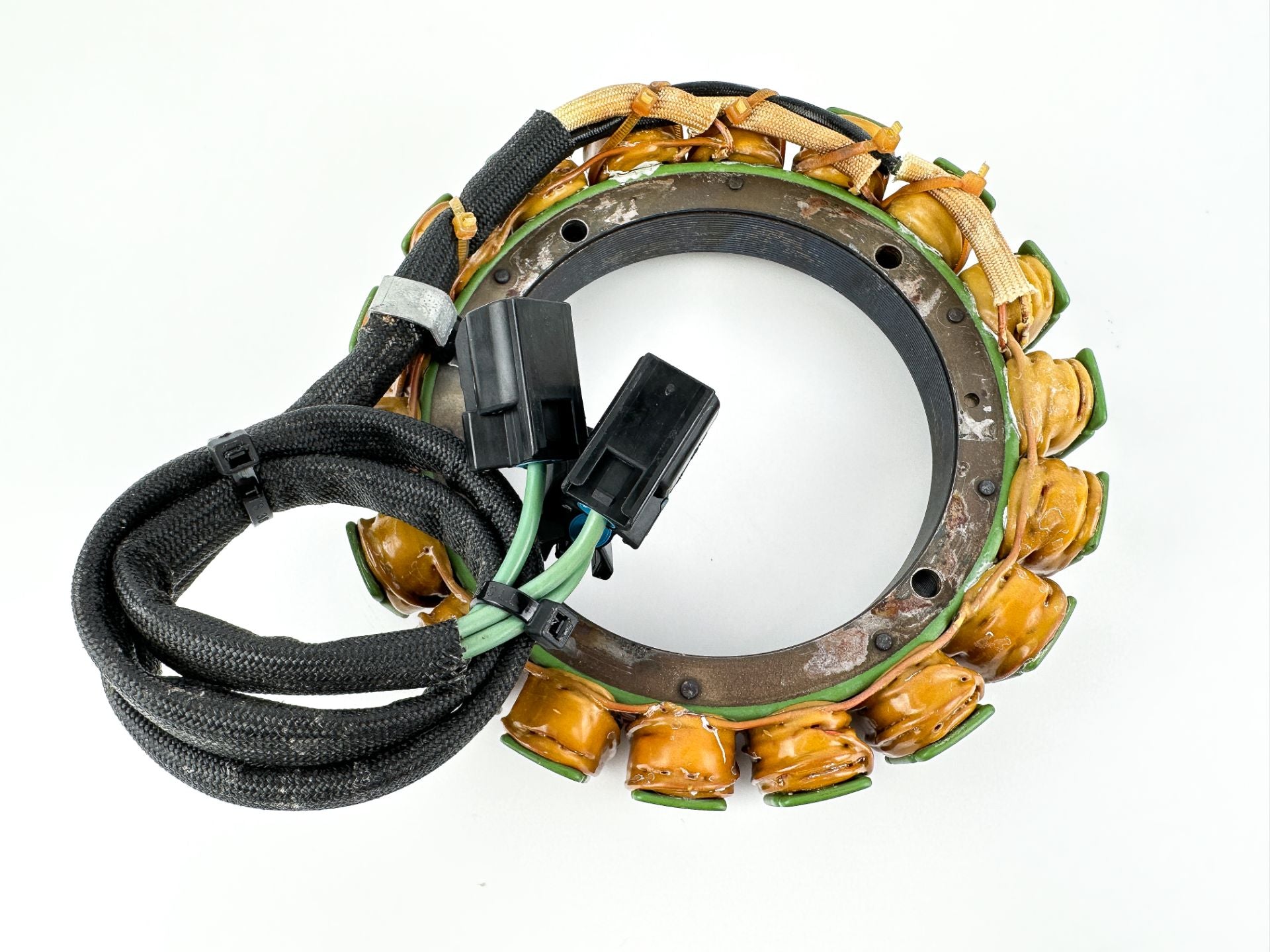 2007 Yamaha 250 HP 2 Stroke Outboard Stator Assembly 60V-81410-02-00 OEM