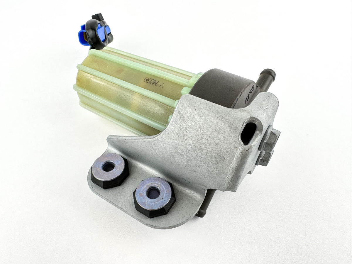 2022 Yamaha 200 HP 4 Stroke Outboard Fuel Filter Assembly 6P3-24560-04-00 OEM