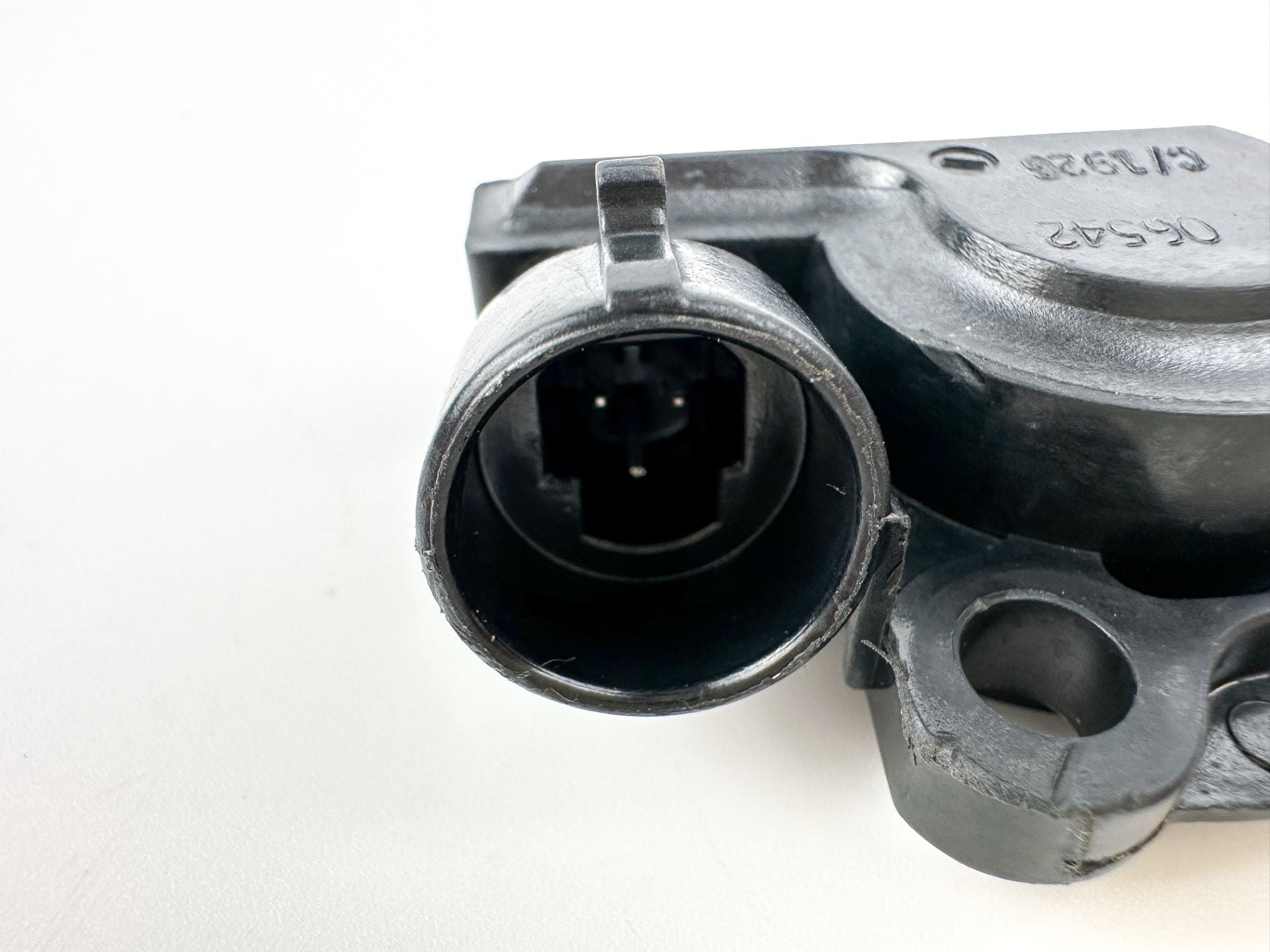 2007 Evinrude 250 HP 2 Stroke Outboard Throttle Position Sensor 5006484 OEM