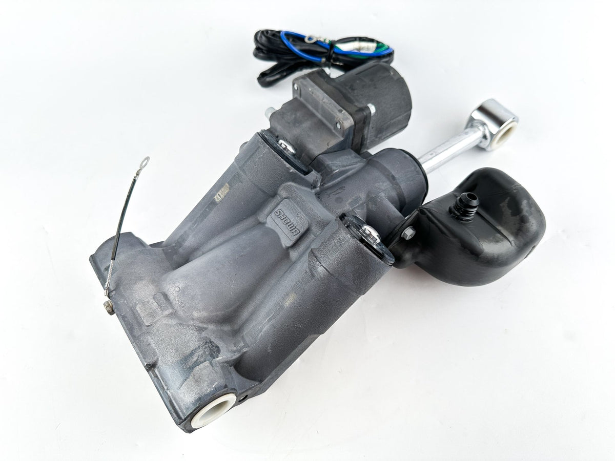 2014 Yamaha 200 HP 4 Stroke Outboard Power Trim Tilt Unit 63P-43800-06-00 OEM