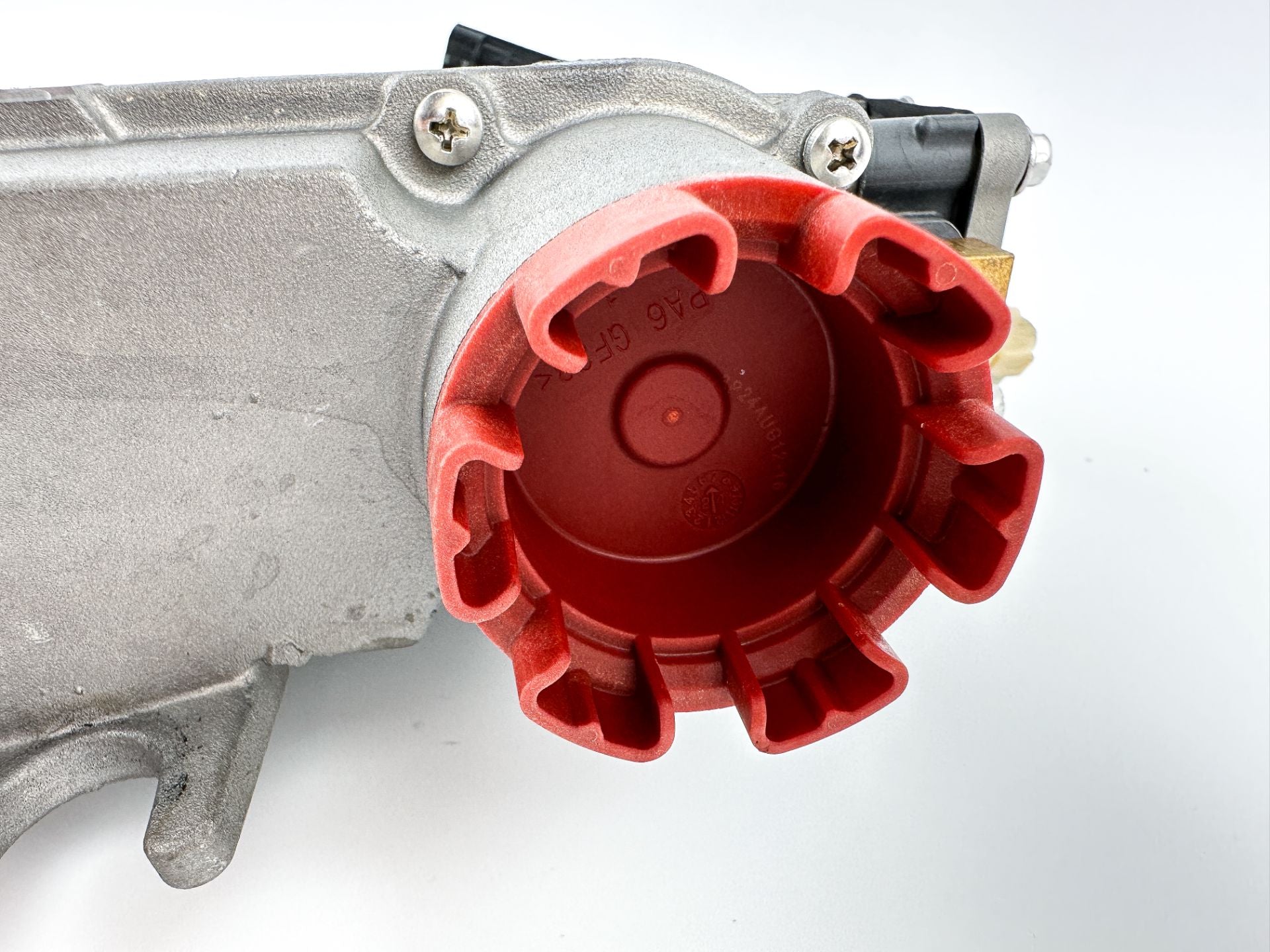 2014 Mercury 250 HP 2 Stroke Outboard Vapor Separator Tank VST 880133T12 OEM