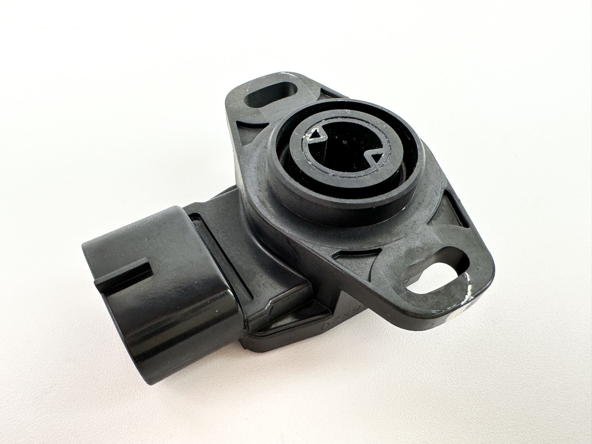 05 - 2020 Yamaha 150HP 4 Stroke Outboard Throttle Position Sensor 6S1-85885-00-00
