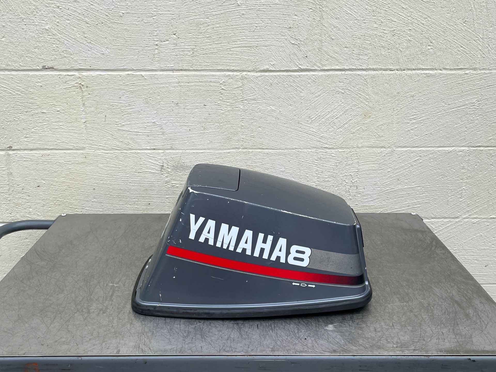 1987 Yamaha 8HP 2 Stroke Outboard Top Cover Cowling Hood 6G1-42610-13-EK