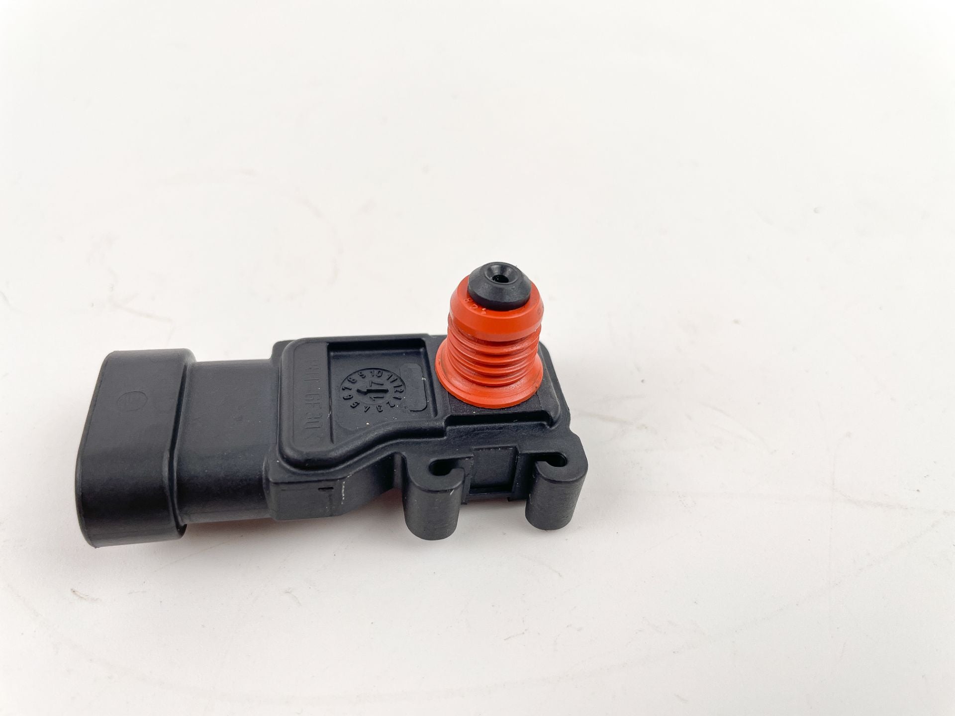 2018 Mercury 60 HP 4 Stroke Outboard MAP Pressure Sensor 854445 OEM