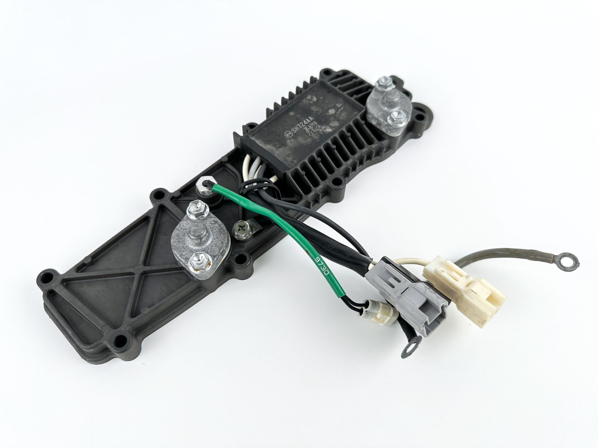 2005 Suzuki 115 HP 4 Stroke Outboard Rectifier & Regulator 32800-90J20 OEM