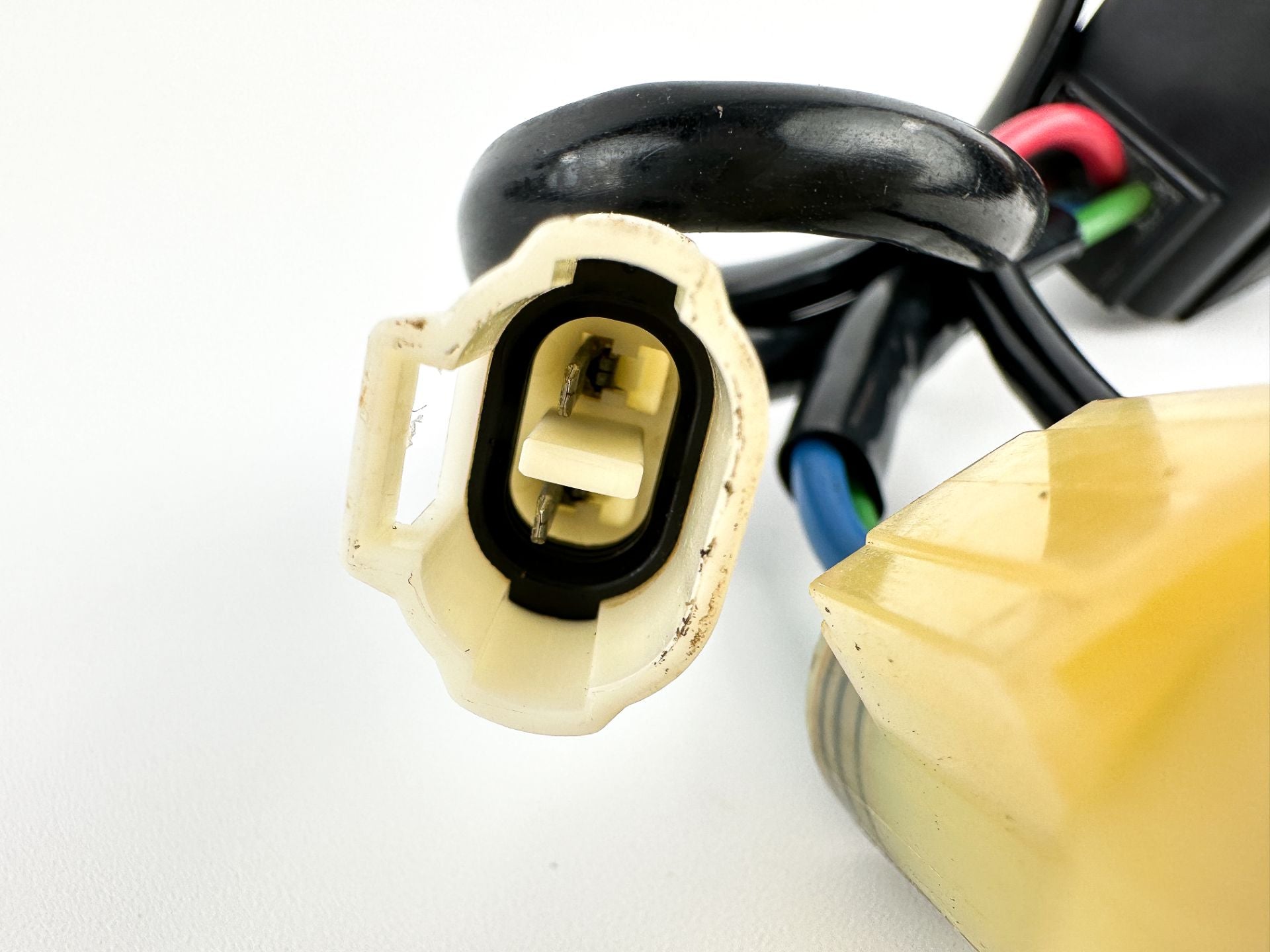 2005 Suzuki 115 HP 4 Stroke Outboard Trim Tilt Relay 38410-93J12 OEM