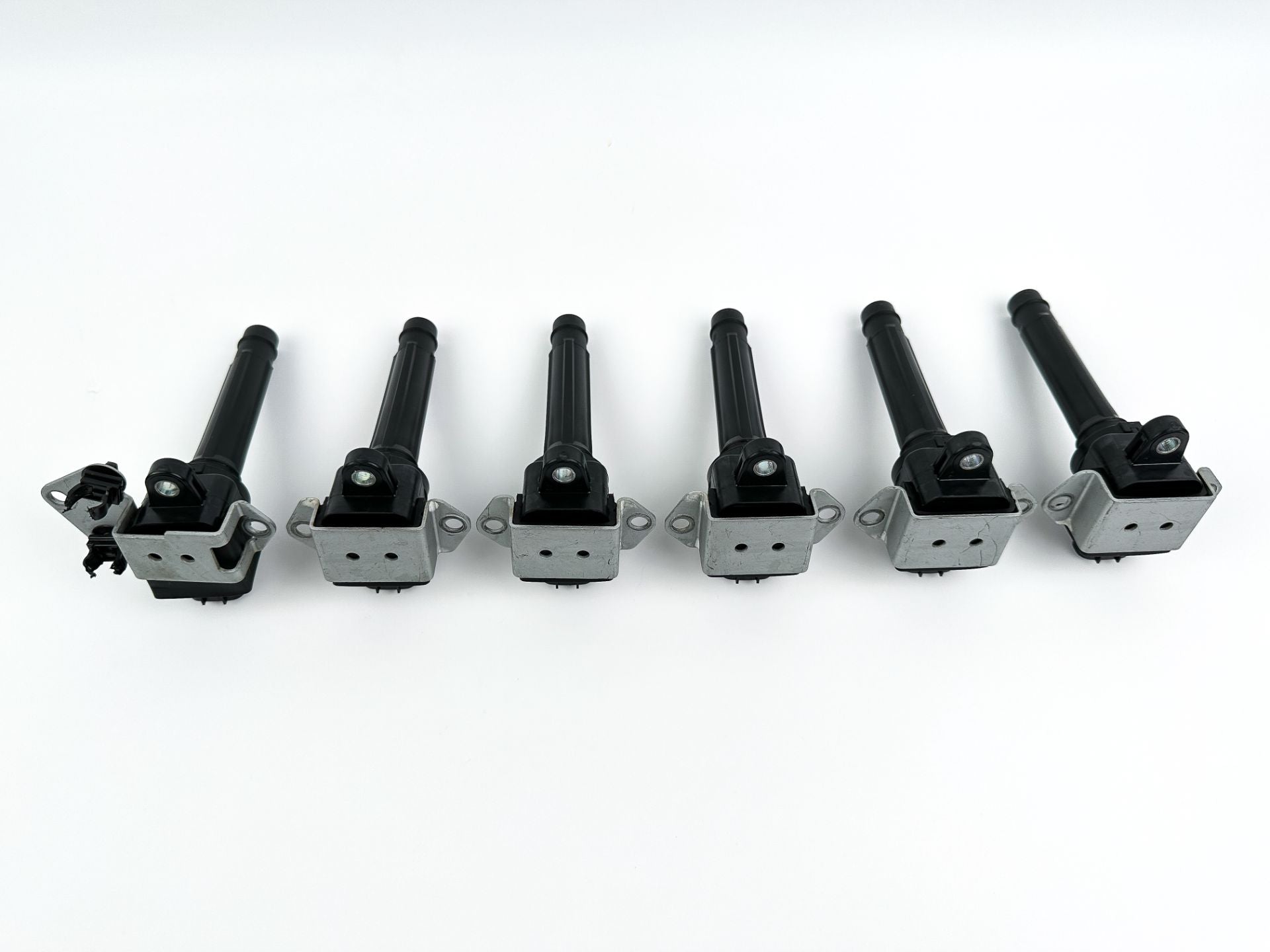 2018 Suzuki 350 HP 4 Stroke Outboard Ignition Coil Set 33410-98L00 OEM