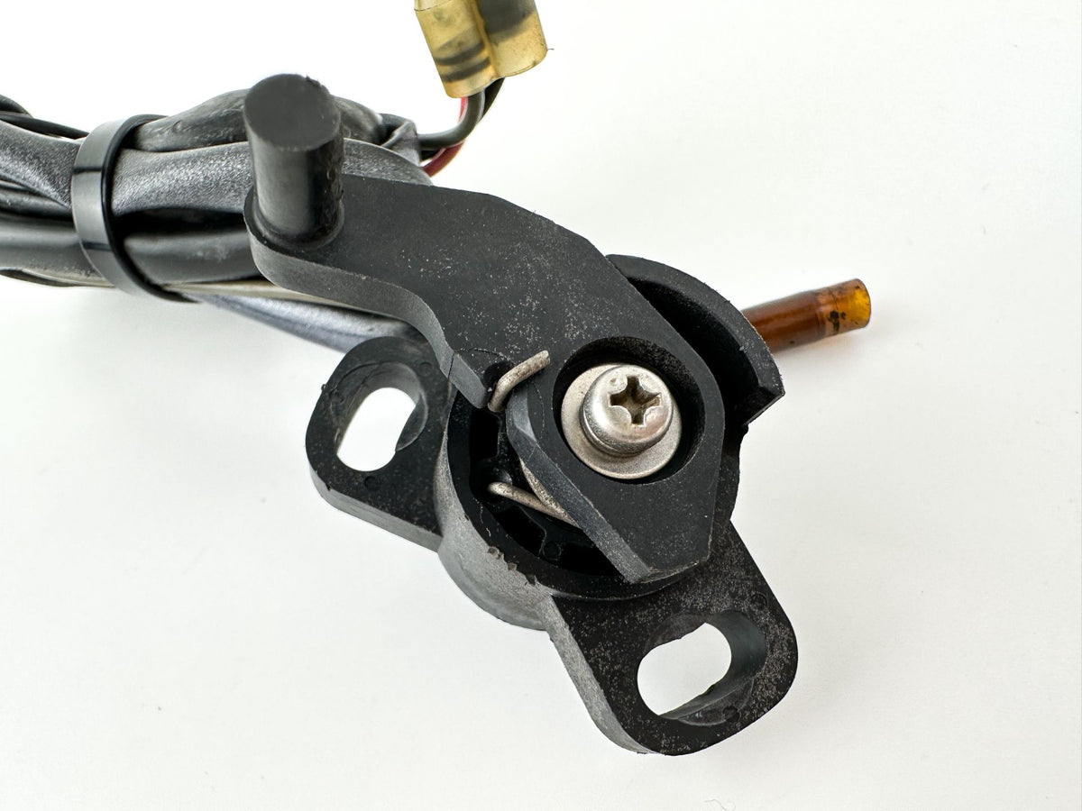 2002 Yamaha 50 HP 2 Stroke Outboard Trim Sender Unit Sensor 63D-83672-01-00 OEM