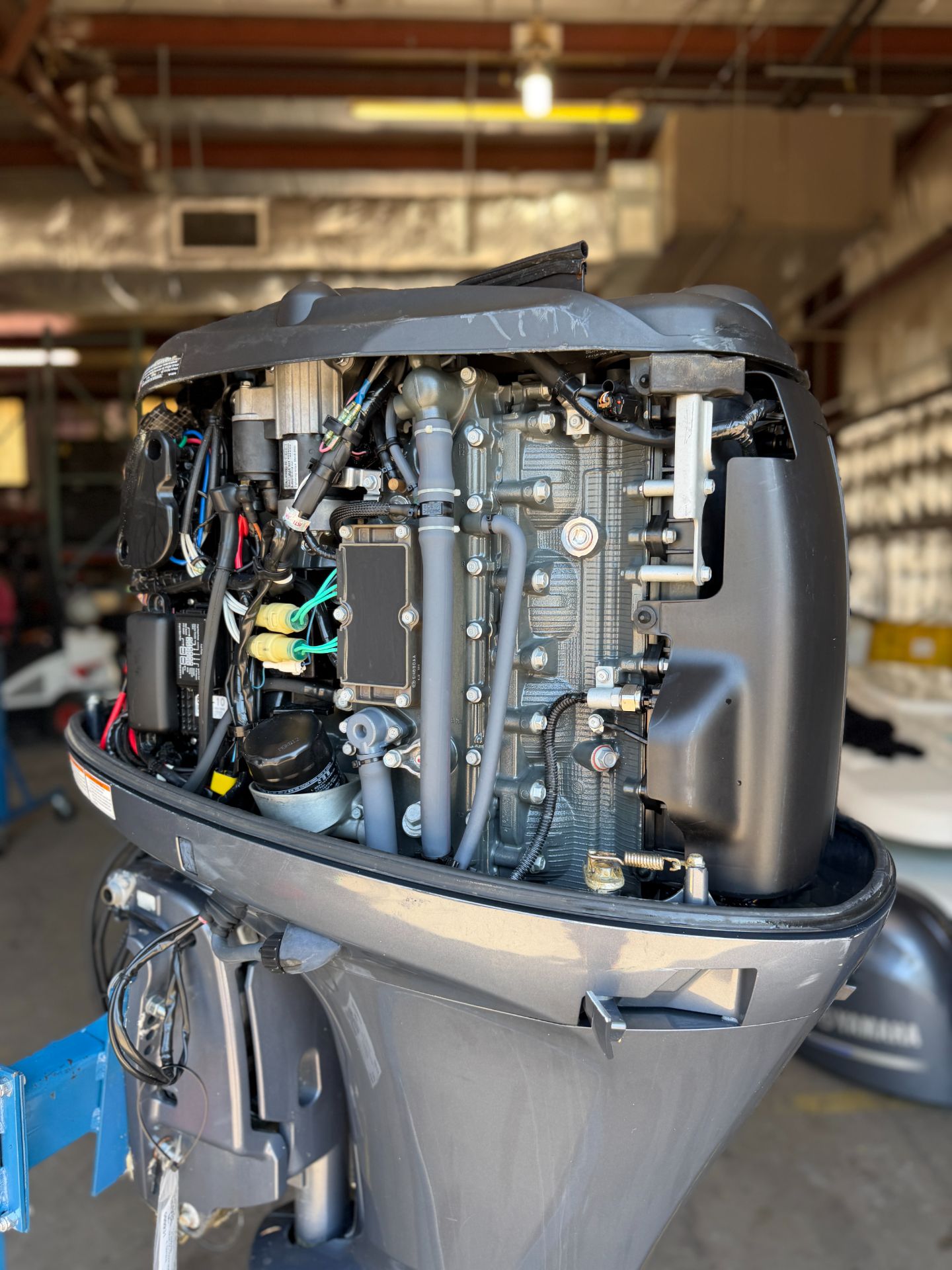 2017 Yamaha F200 200HP I4 4 Stroke Outboard Engine 25" Shaft