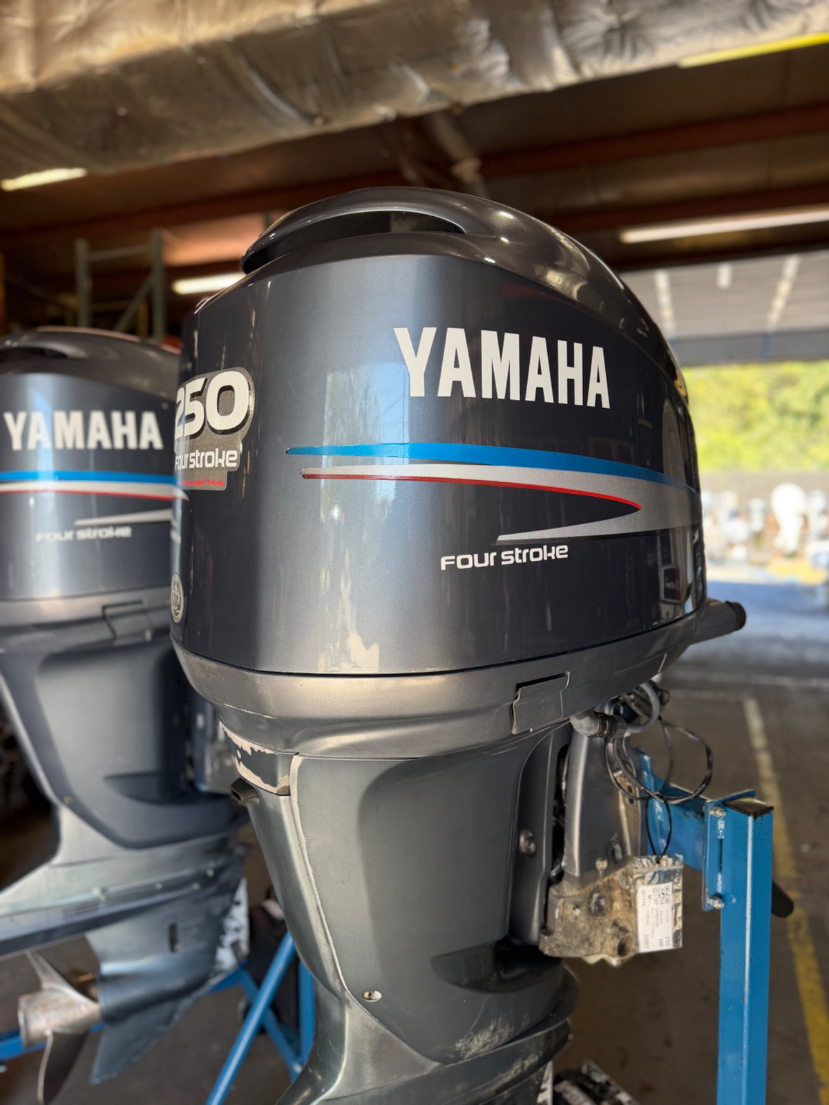 Twin 2007 Yamaha F250 250HP 4 Stroke Outboard Engines 25" - 205 Hours