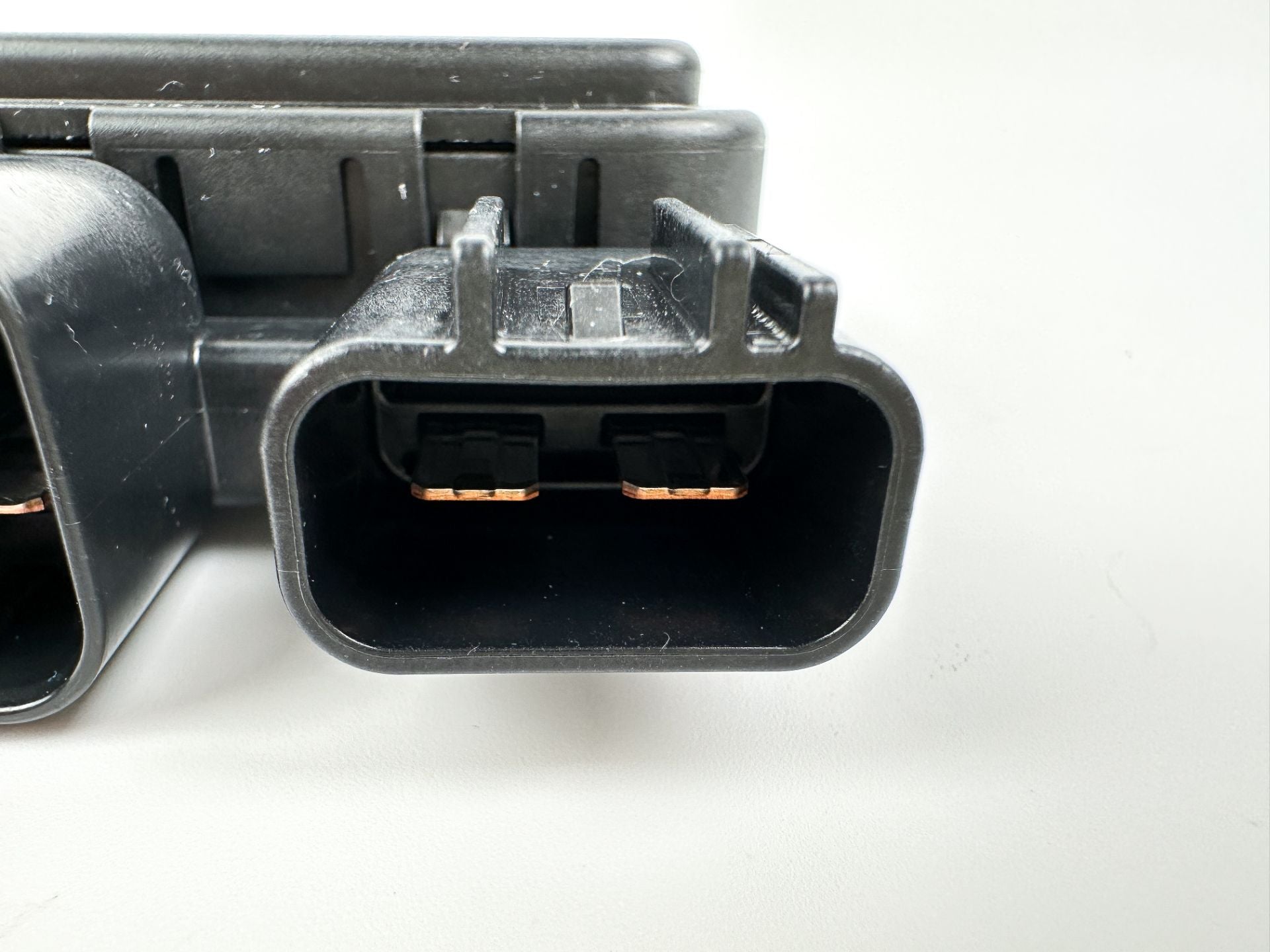 2018 Suzuki 350 HP 4 Stroke Outboard Trim Tilt Relay 38410-93J21 OEM
