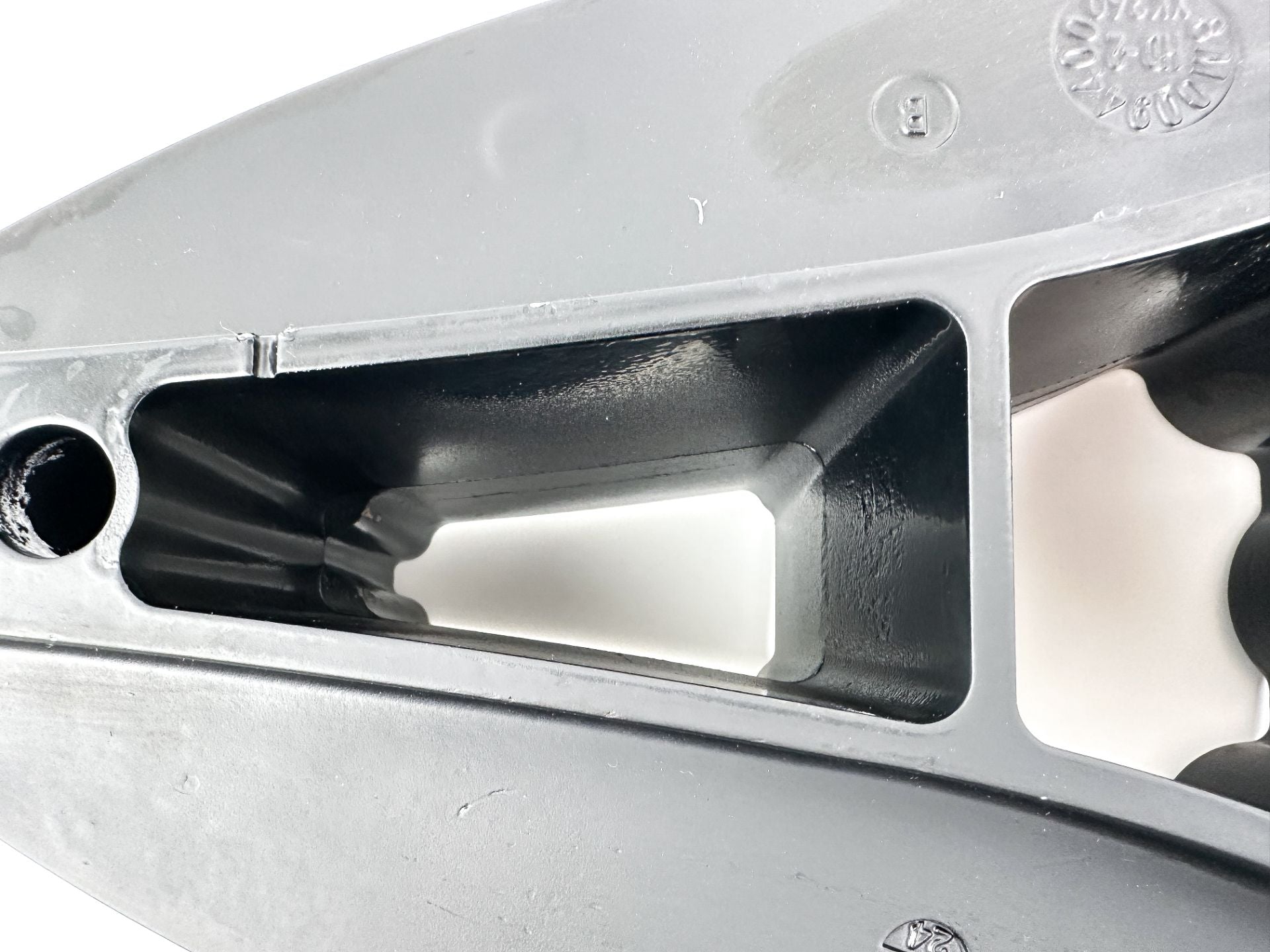 2021 Mercury 115 HP 4 Stroke Outboard Midsection Extension / Spacer 8M0071622 OEM