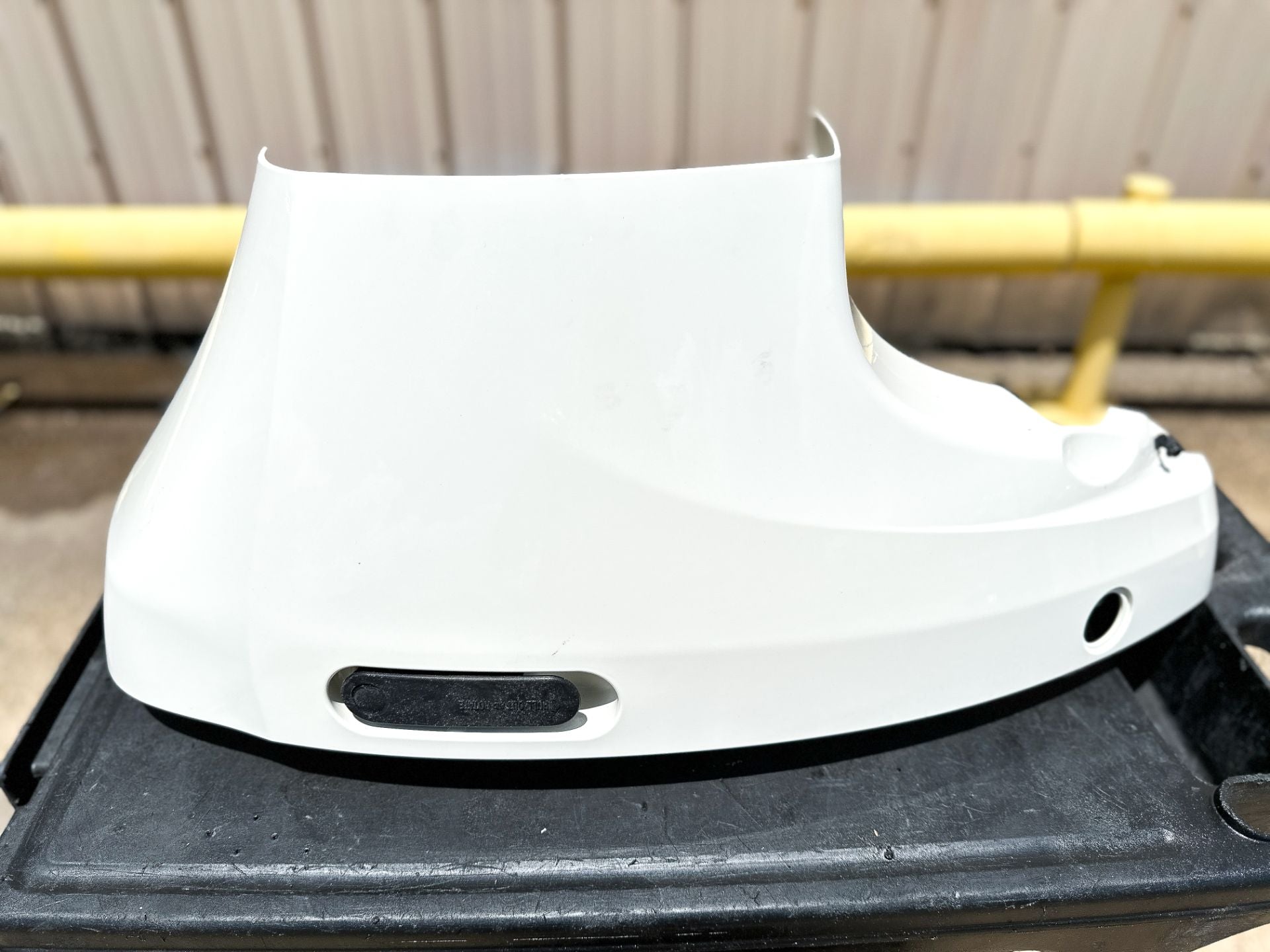 2018 Suzuki 200 HP 4 Stroke Outboard Top Cowling W/ Apron Set 61403-96810-Y5S