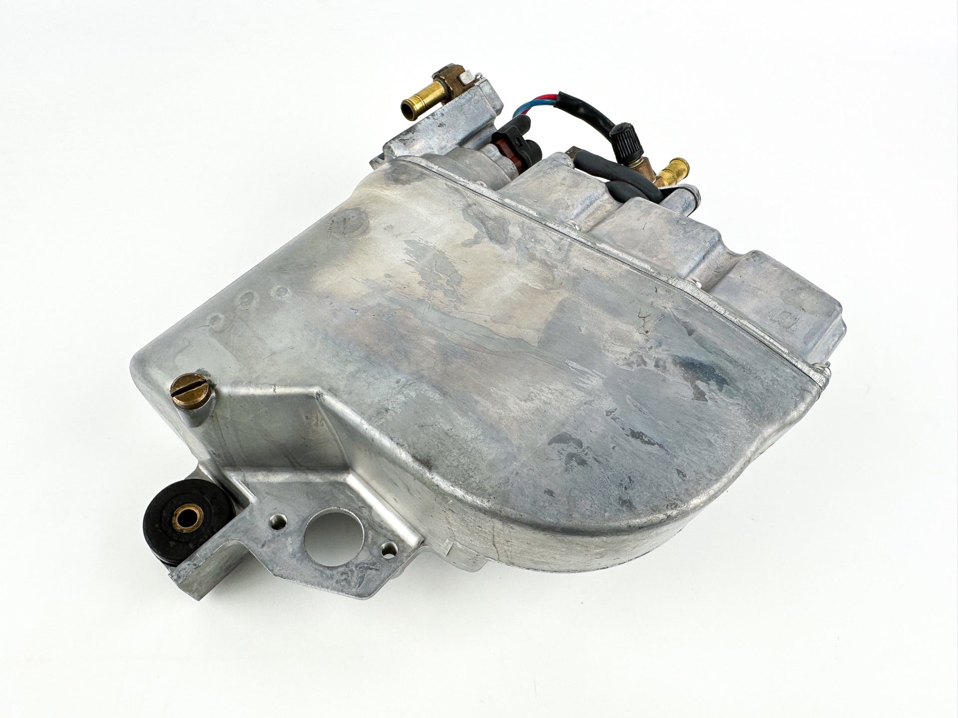 1999 Yamaha 250 HP 2 Stroke Outboard VST Float Chamber Assembly 66K-14980-00-00 OEM