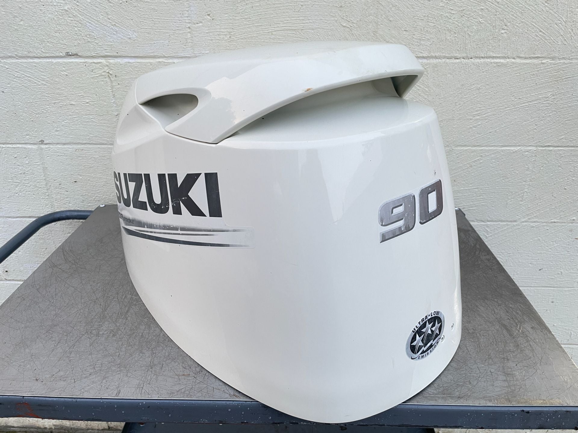 2019 Suzuki 90 HP 4 Stroke Outboard Top Cowling 61401-87Y11-Y5S OEM