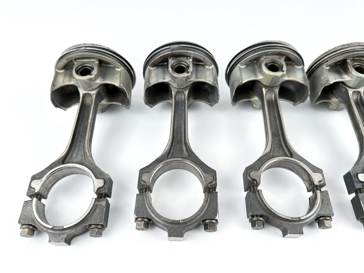 2003 Yamaha 225 HP 4 Stroke Outboard Piston & Connecting Rod Set 69J-11631-00-B0 OEM