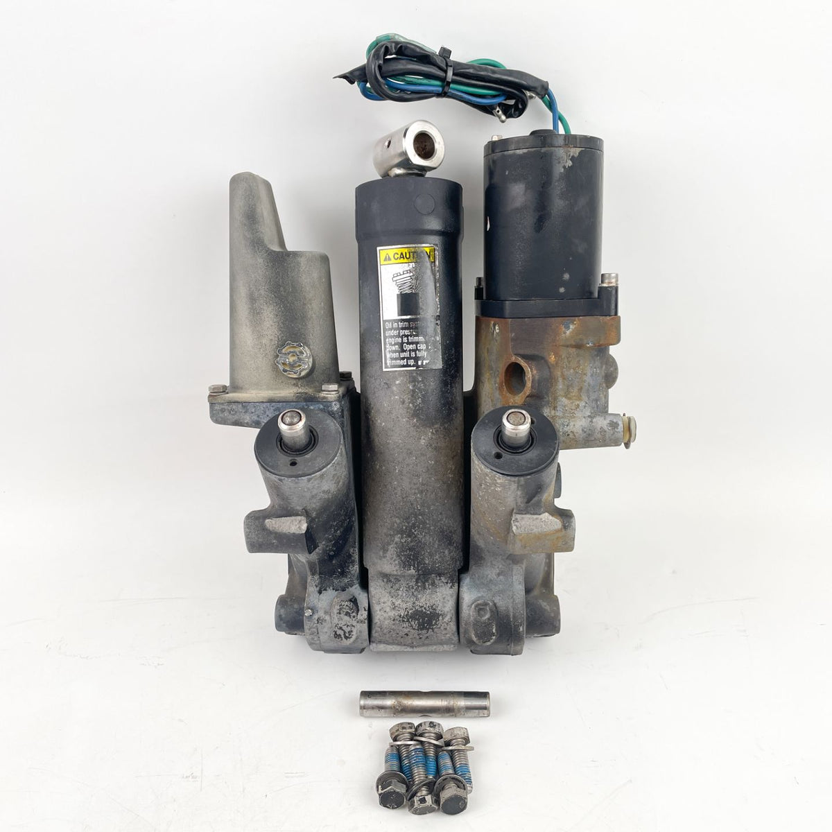 【国内配送】 2001 Mercury Trim Power Outboard Optimax Stroke 2 HP 150 FRPボート