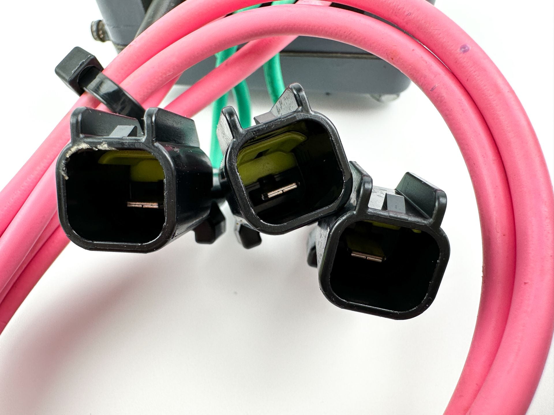 2008 Yamaha 250 HP 4 Stroke Outboard Rectifier & Regulator 6P2-81960-01-00 OEM