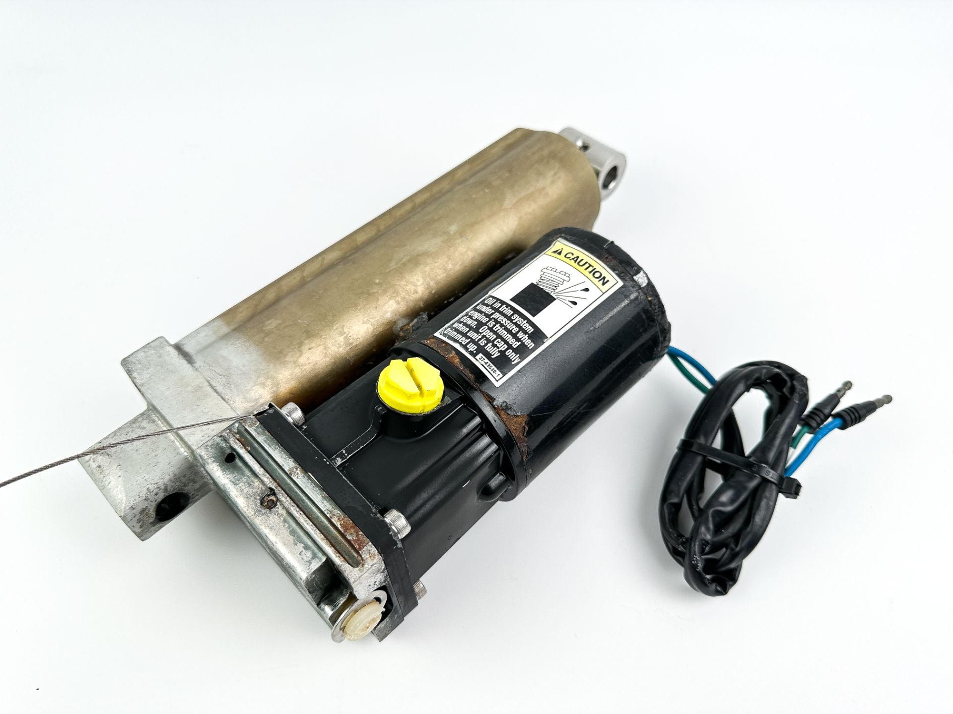 8M0055011 Mercury 40 50 60 HP 4 Stroke Outboard Power Trim Tilt Unit Assembly 830150T2