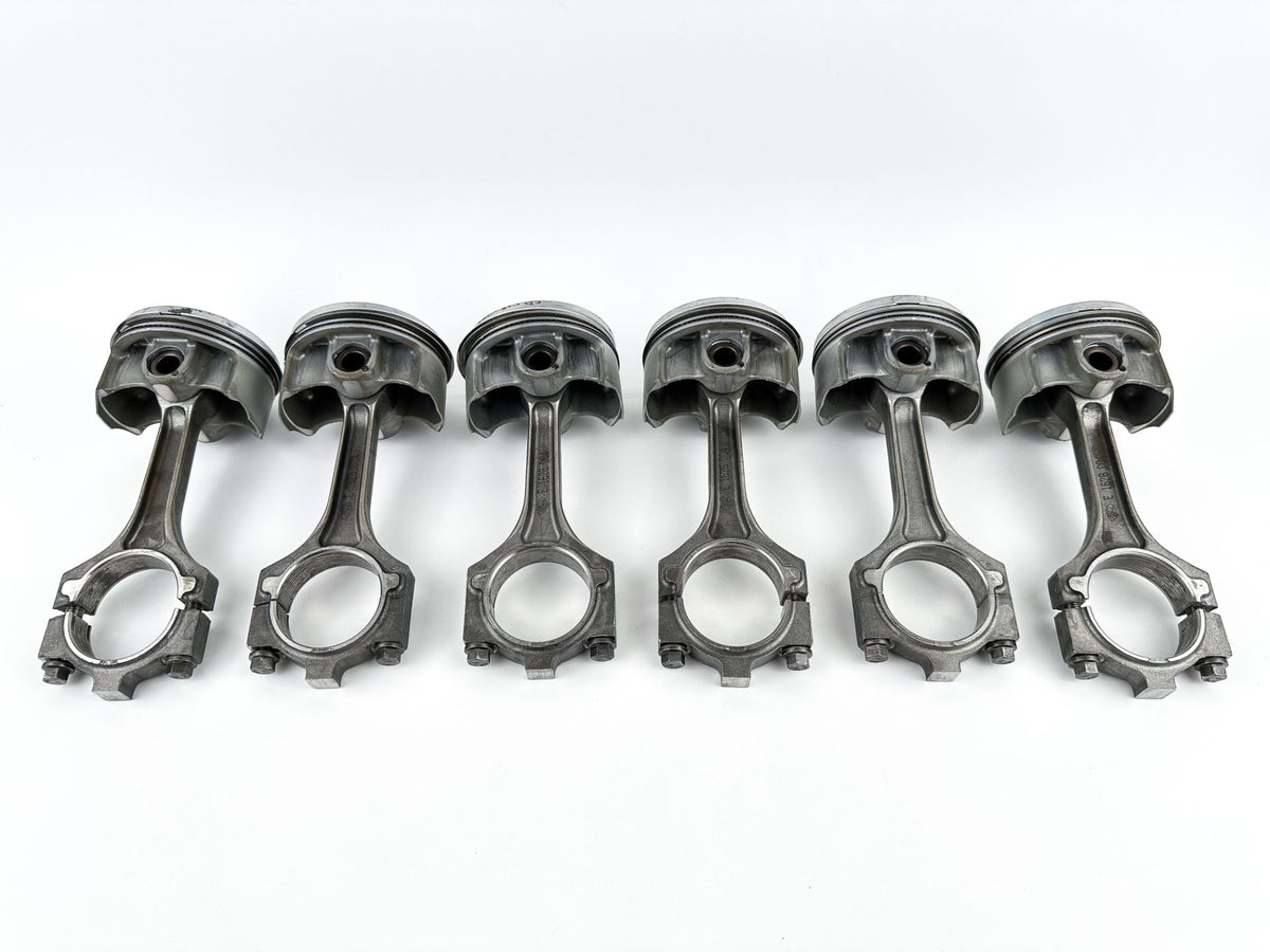 2009 Yamaha 250 HP 4 Stroke Outboard Piston & Connecting Rod Set 6P2-11631-01-B0 OEM