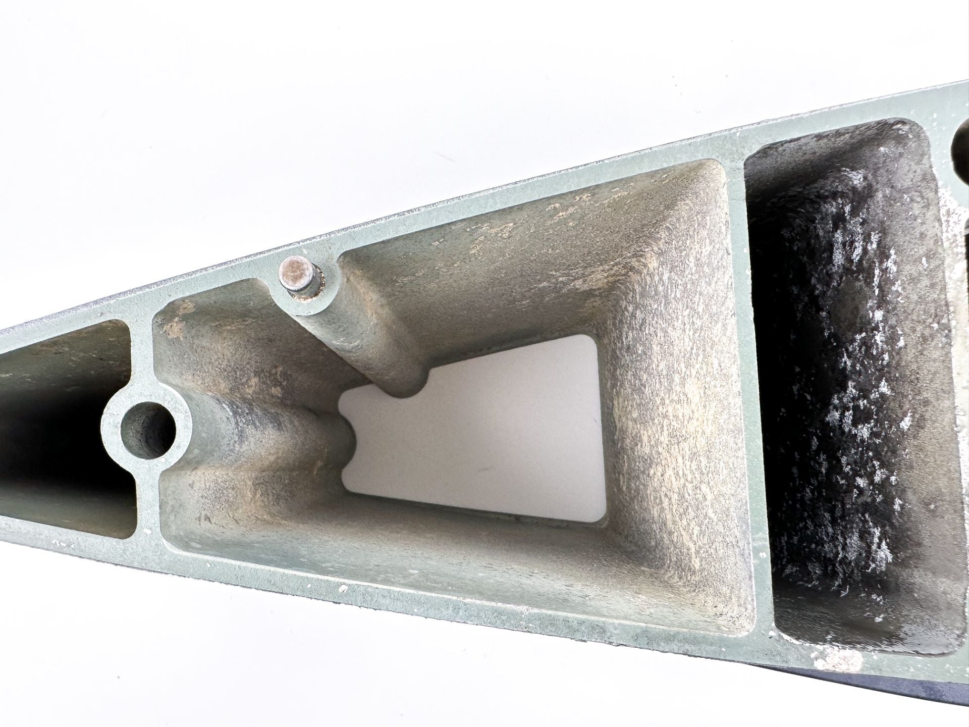 2000 Yamaha 100 HP 4 Stroke Outboard Midsection Extension / Spacer 688-45211-01-4D OEM