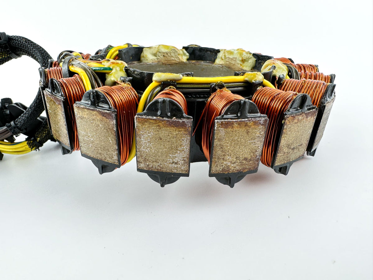 2001 Evinrude 115 HP 2 Stroke Outboard Stator Assembly 0586514 OEM