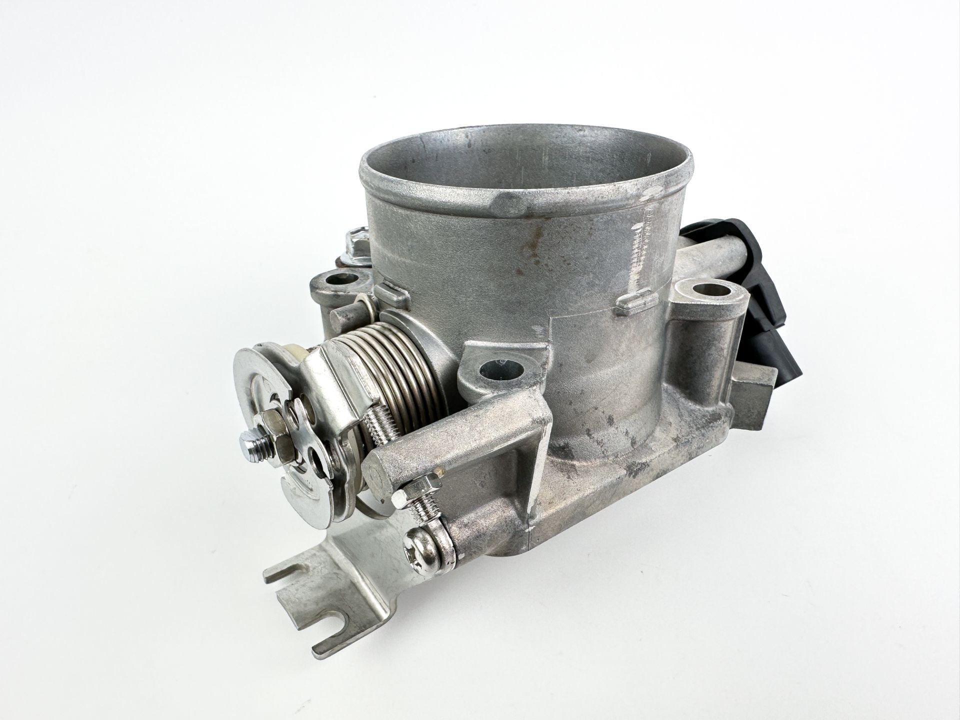 2016 Suzuki 175 HP 4 Stroke Outboard Throttle Body Assembly 13300-96J01 OEM