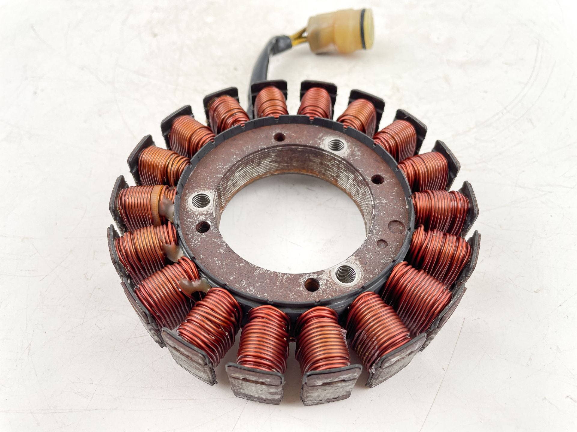 2004 Suzuki 70 HP 4 Stroke Outboard Stator Charging Coil 32120-99E10 OEM