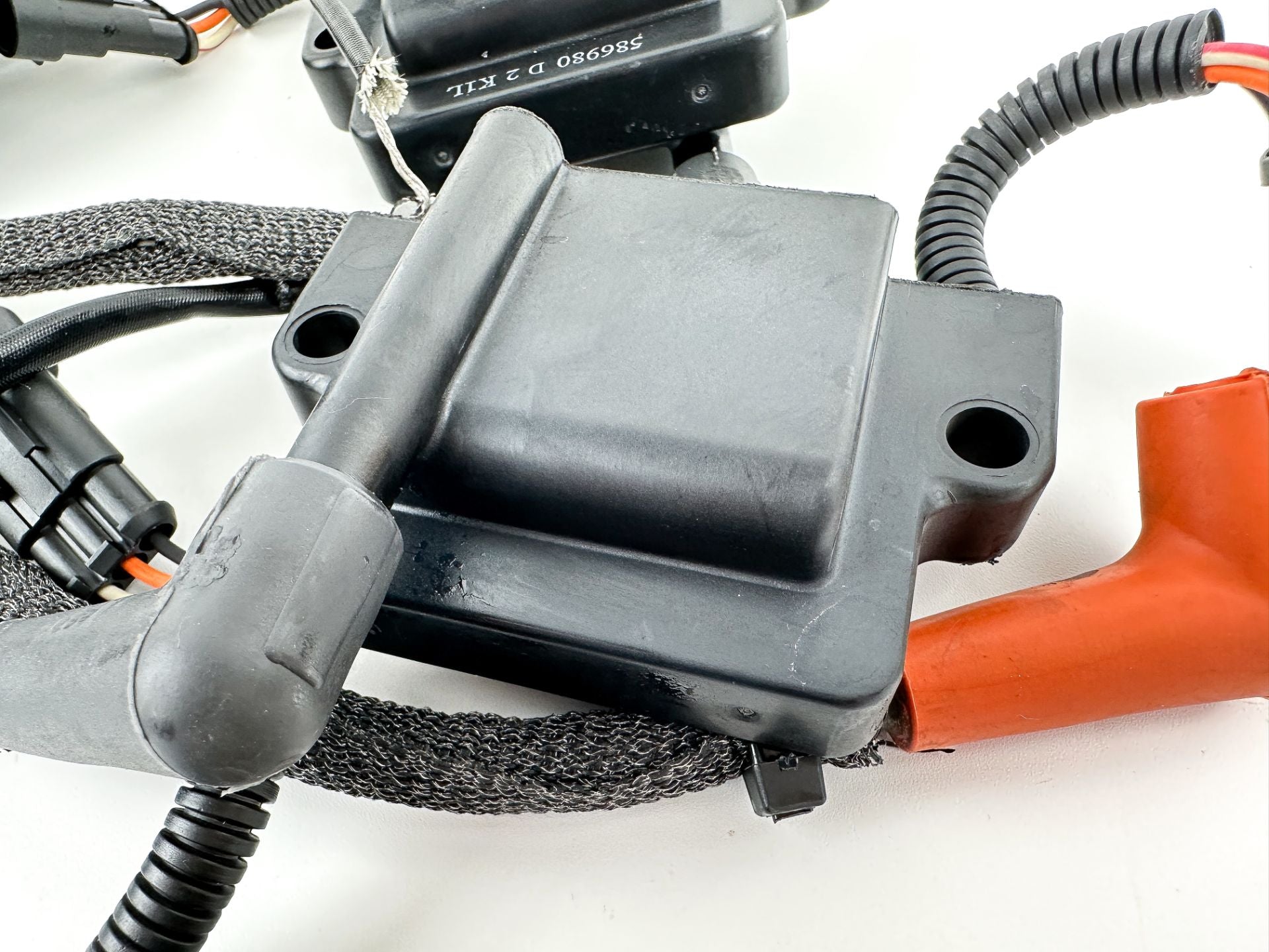 2013 Evinrude 250 HP 2 Stroke Outboard Ignition Coil Set 0587275 OEM