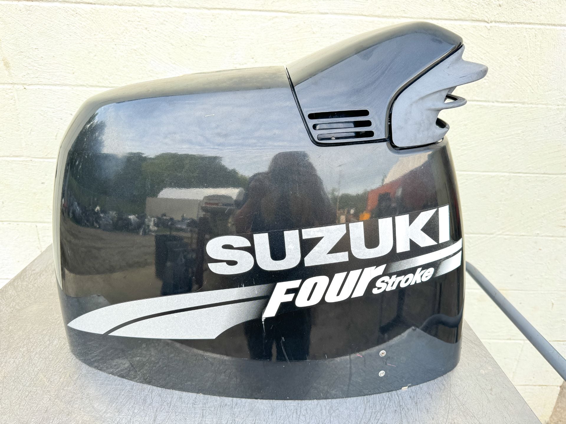 2004 Suzuki 140 HP 4 Stroke Outboard Top Cowling 61410-92845-0EP OEM