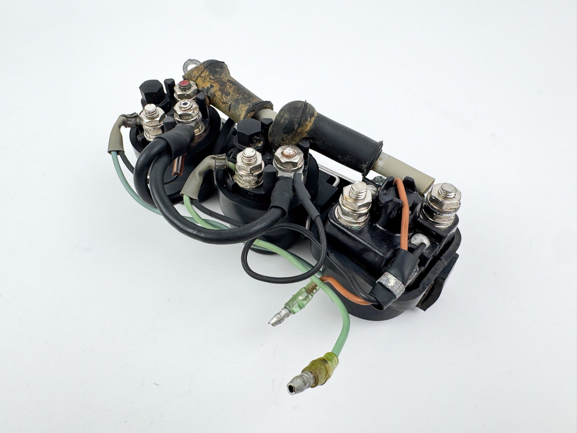 1999 Yamaha 200 HP 2 Stroke Outboard Starter Trim Tilt Relay 6E5-8195A-00-00 OEM