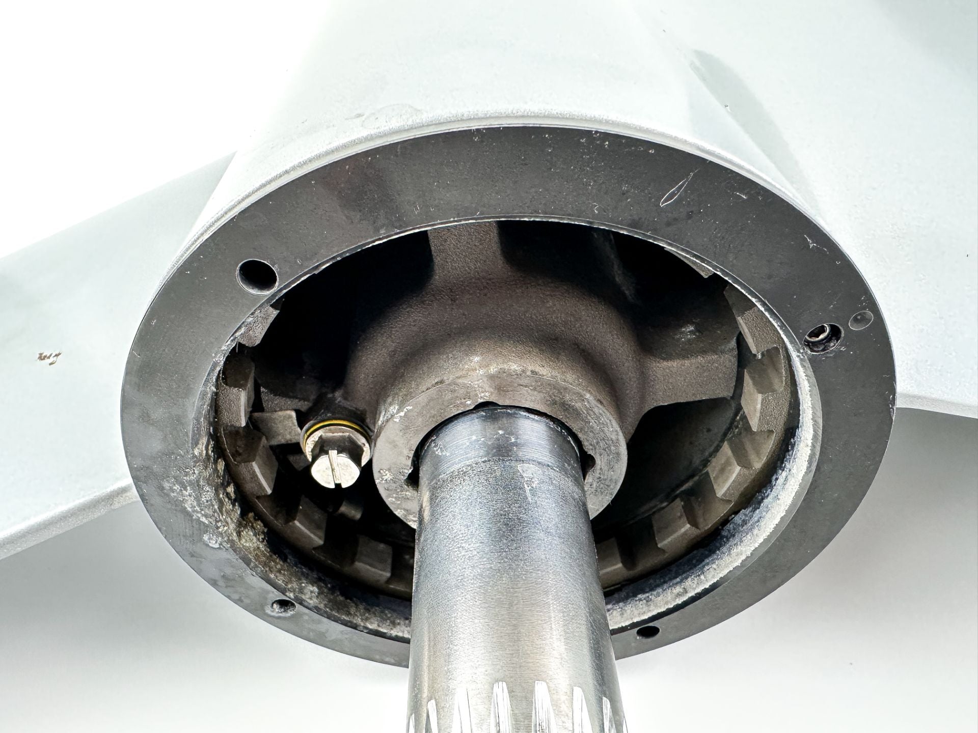 Mercury V8 Outboard 25" XL Cambered Lower Unit Gear Case LH Counter 1.85:1