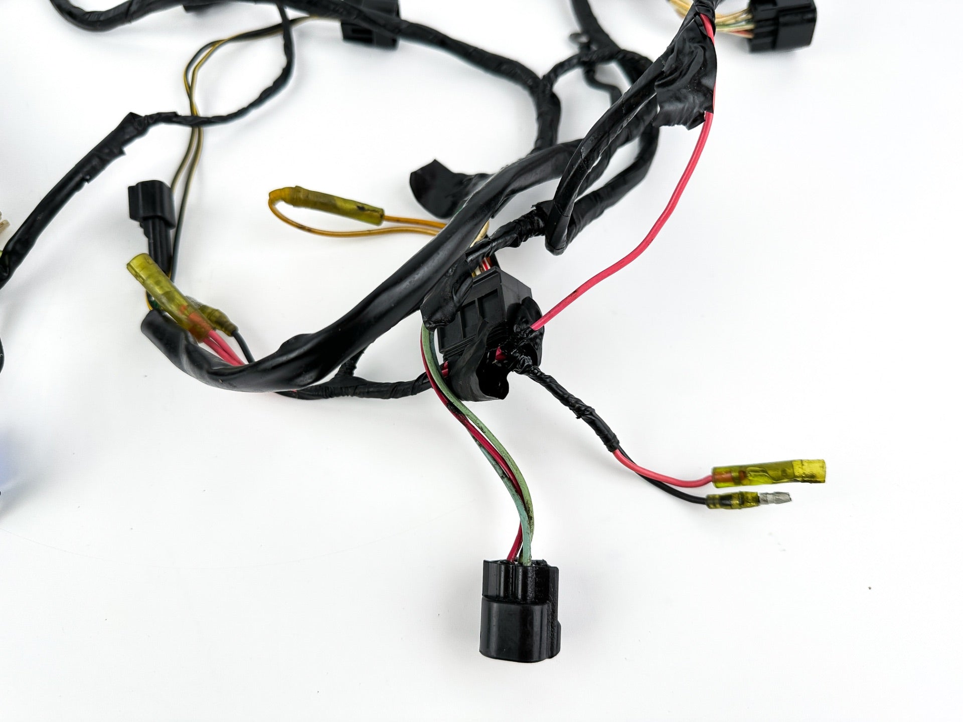 2001 Yamaha 200 HP 2 Stroke Outboard Engine Wire Harness 67H-82590-00-00 OEM