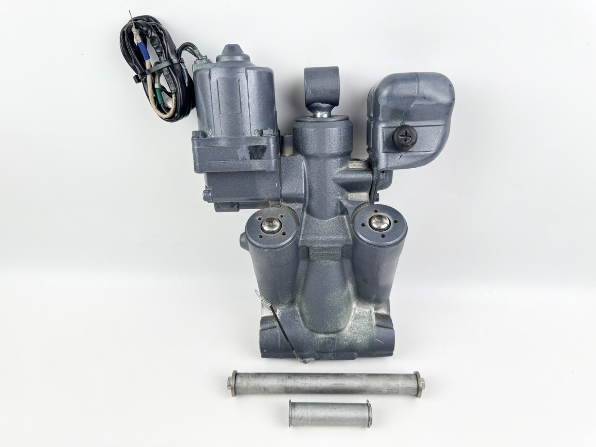 Yamaha 150HP Outboard Engine Power Trim & Tilt Unit Assembly 63P-43800-23-00