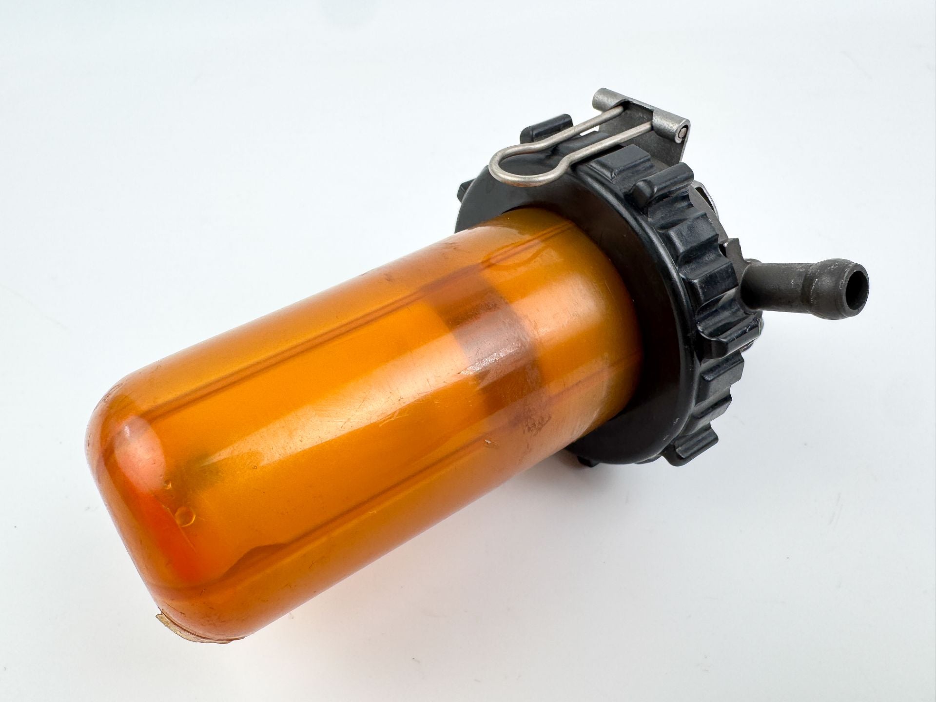 2004 Yamaha 150 HP 4 Stroke Outboard Fuel Filter Assembly 65L-24560-00-00 OEM