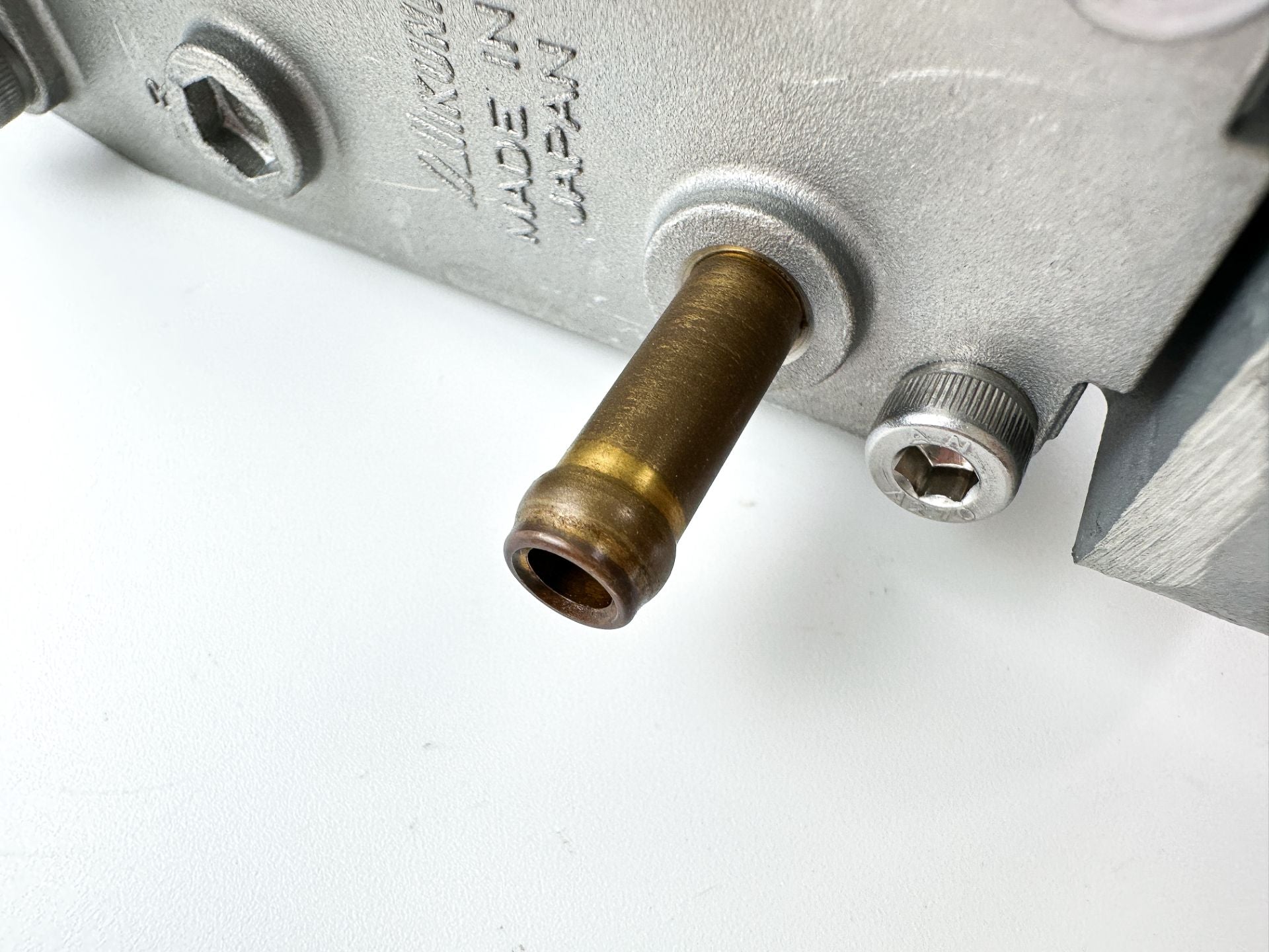 2012 Yamaha 115 HP 4 Stroke Outboard Throttle Body Assembly 68V-13751-20-00 OEM