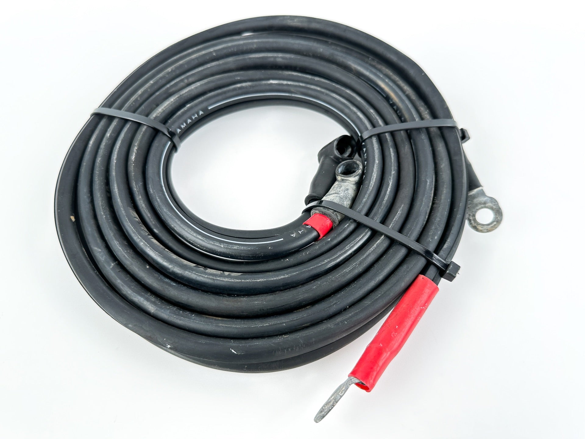 2005 Yamaha 150 HP 2 Stroke Outboard Battery Cables 64D-82105-00-00 OEM